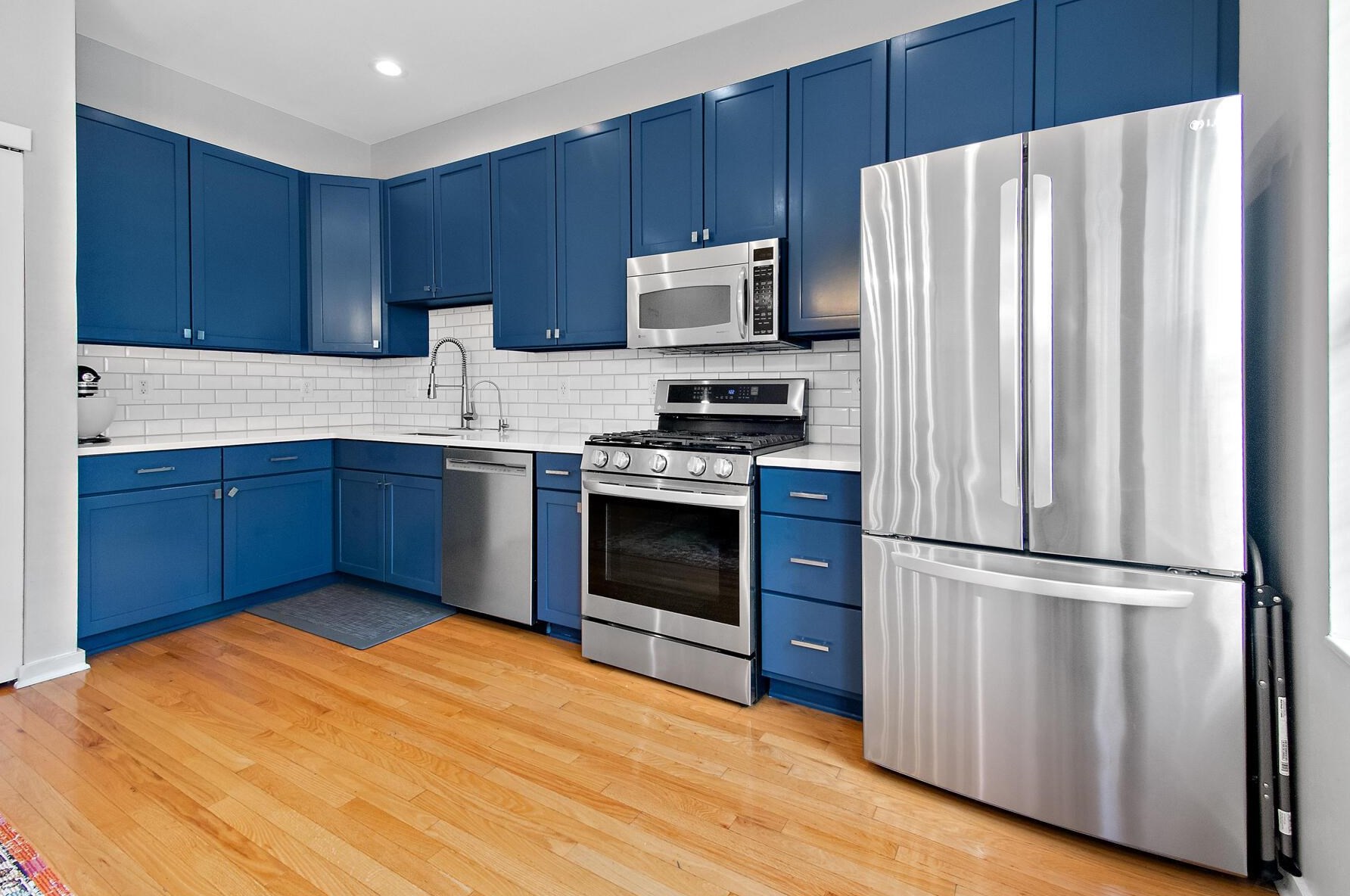 1013 Wall St, Columbus OH  43206-2560 exterior