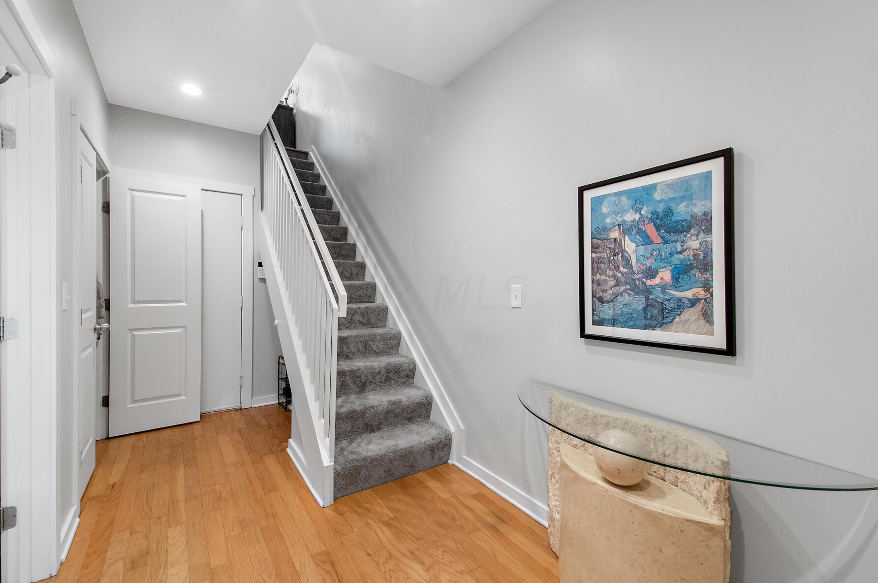 1013 Wall St, Columbus OH  43206-2560 exterior