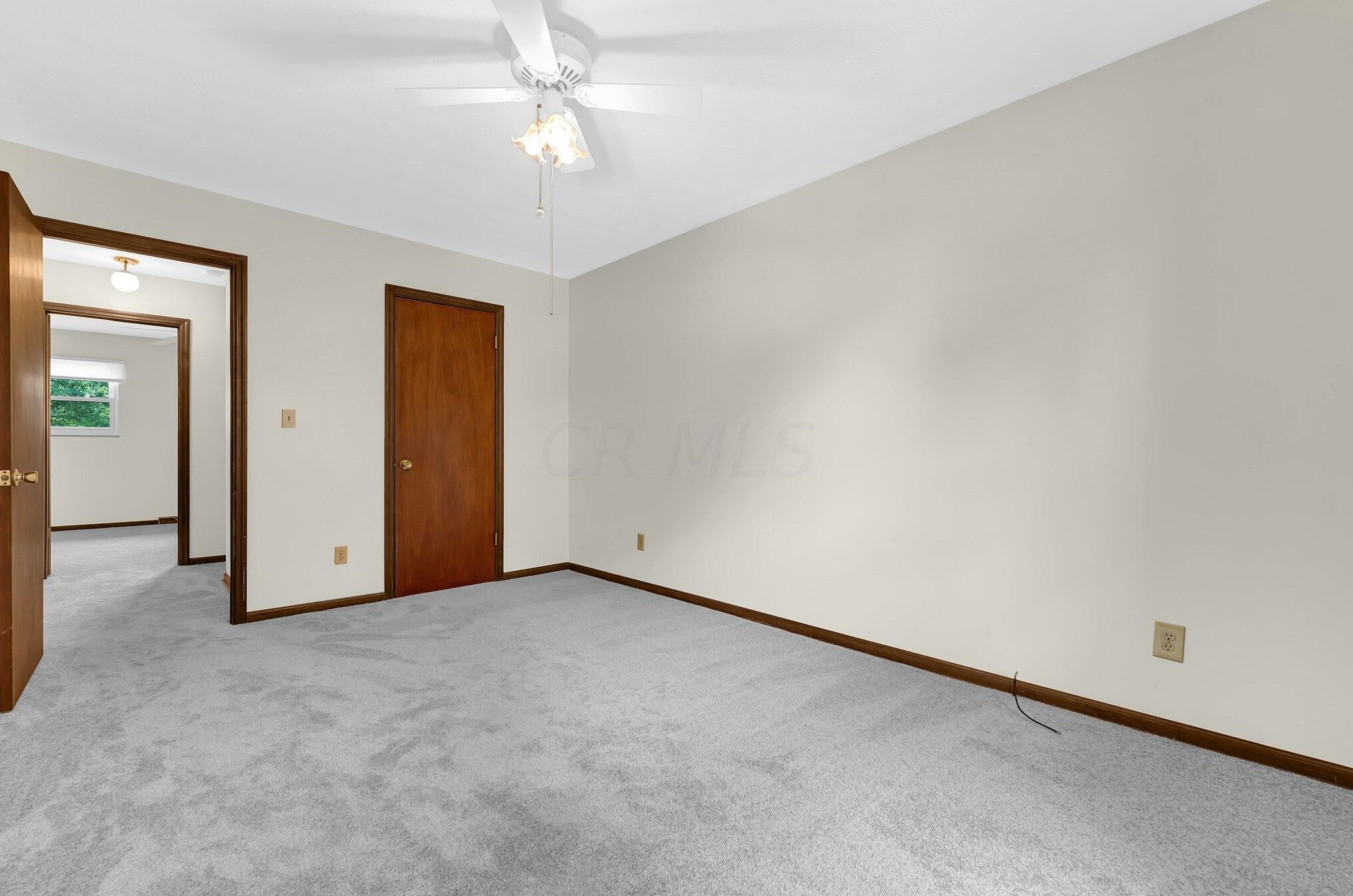 6012 Darby Ln, Columbus OH 43229-2626 exterior