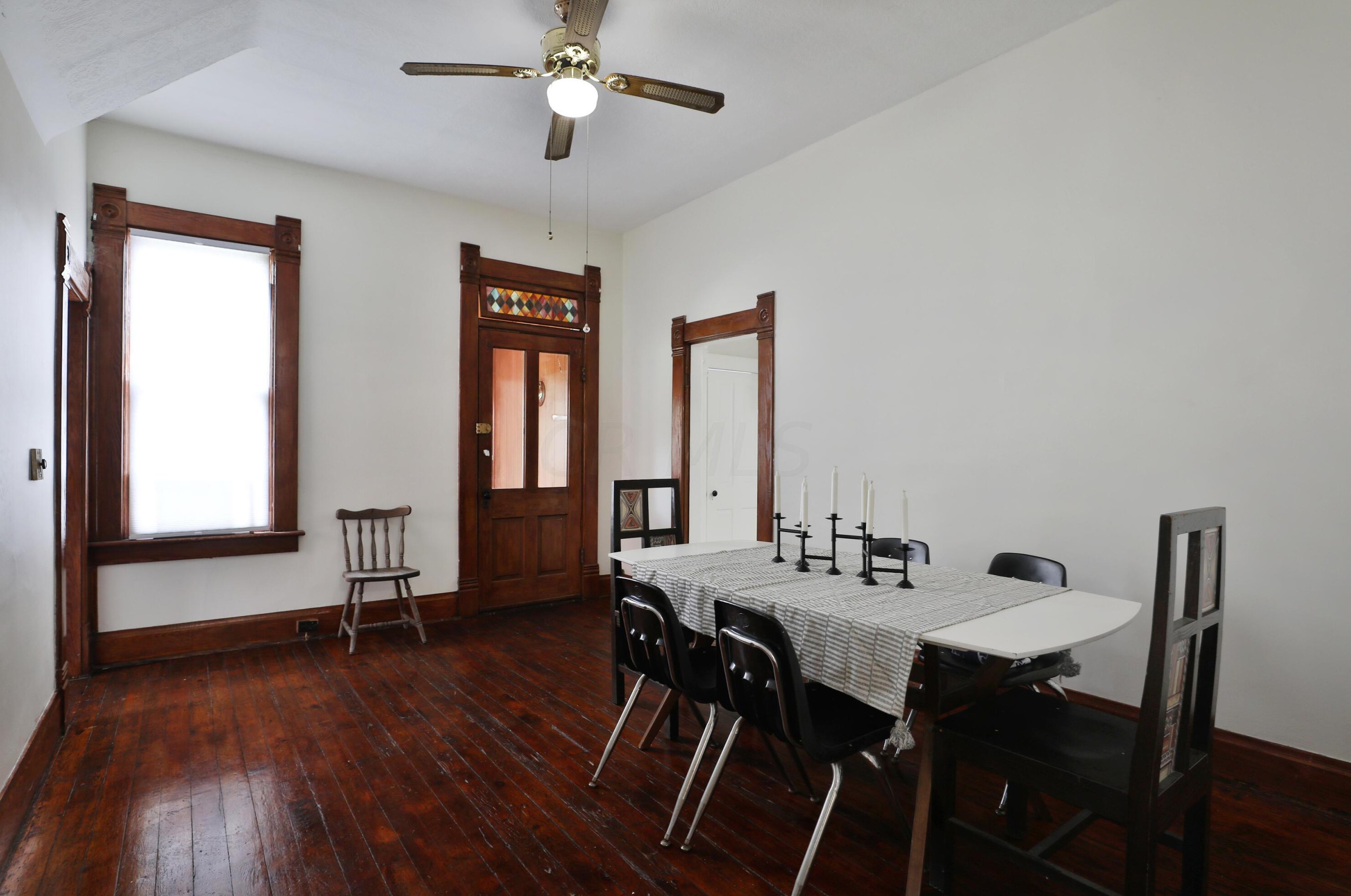 70 Warren Ave, Columbus OH 43204-3052 exterior