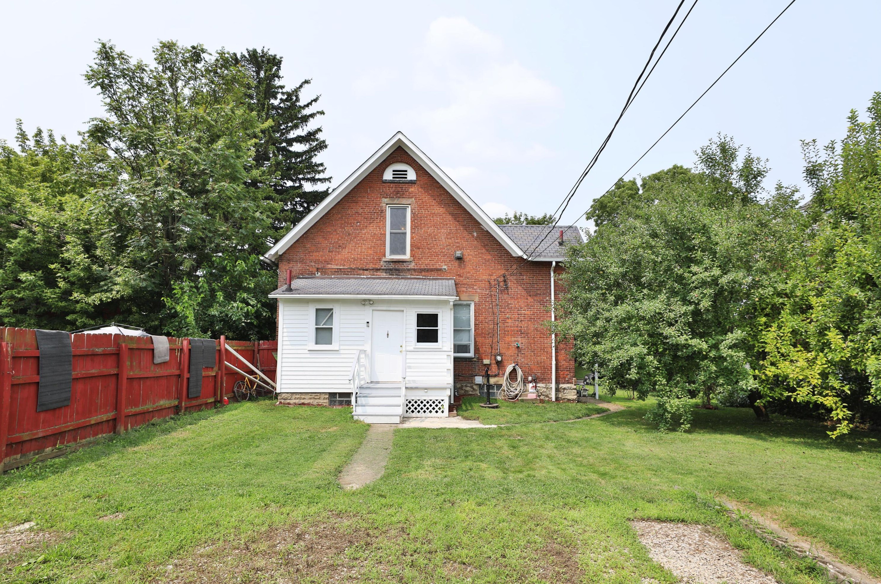 70 Warren Ave, Columbus OH 43204-3052 exterior