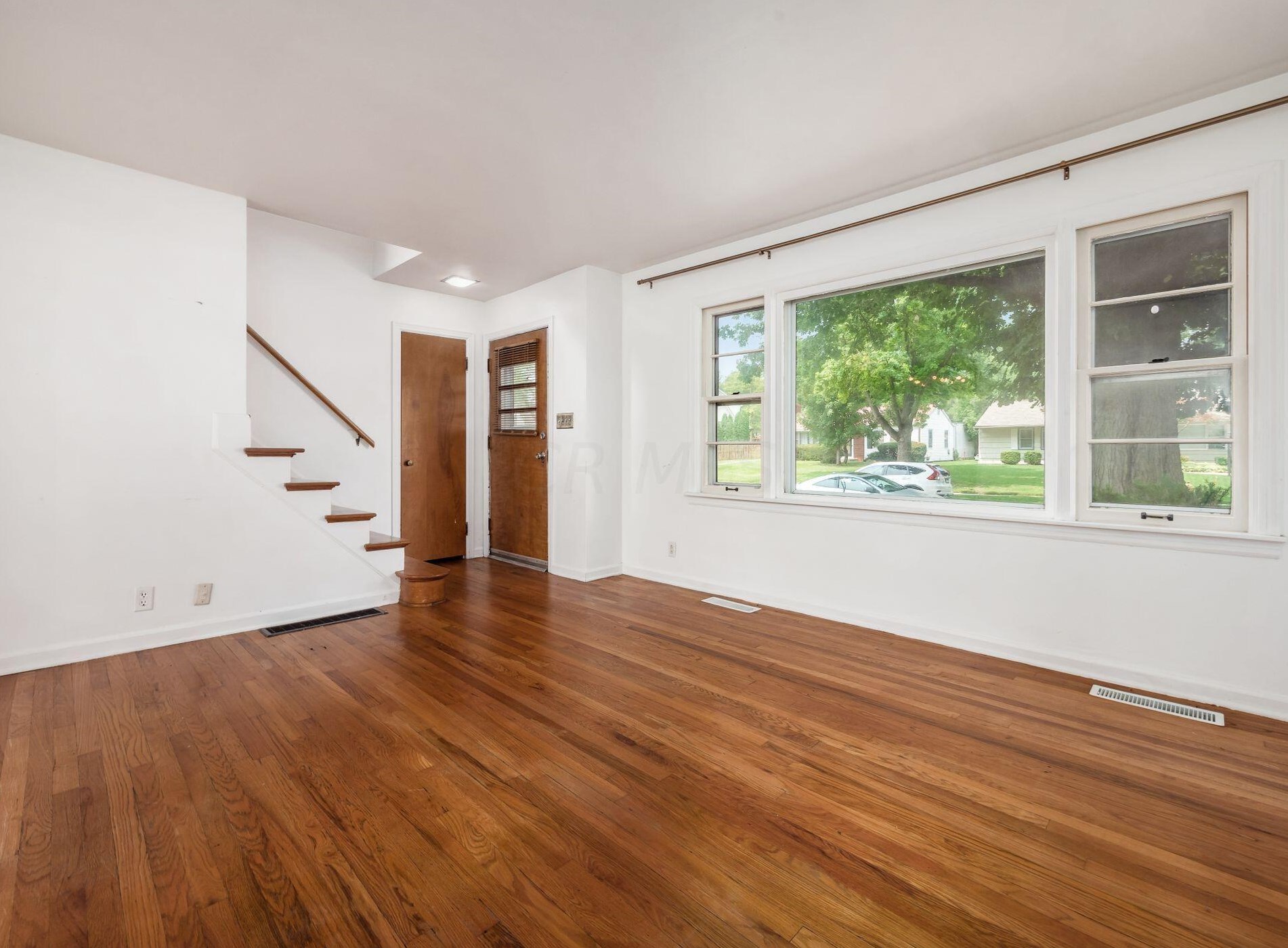 2265 Wickliffe Rd, Columbus OH 43221-1837 exterior