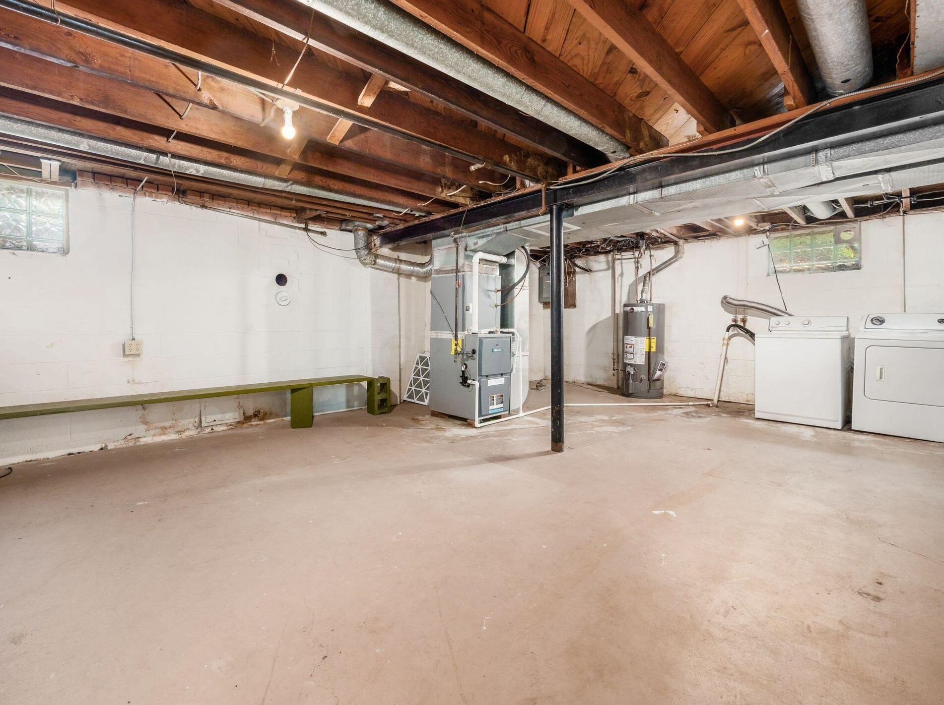 2265 Wickliffe Rd, Columbus OH 43221-1837 exterior