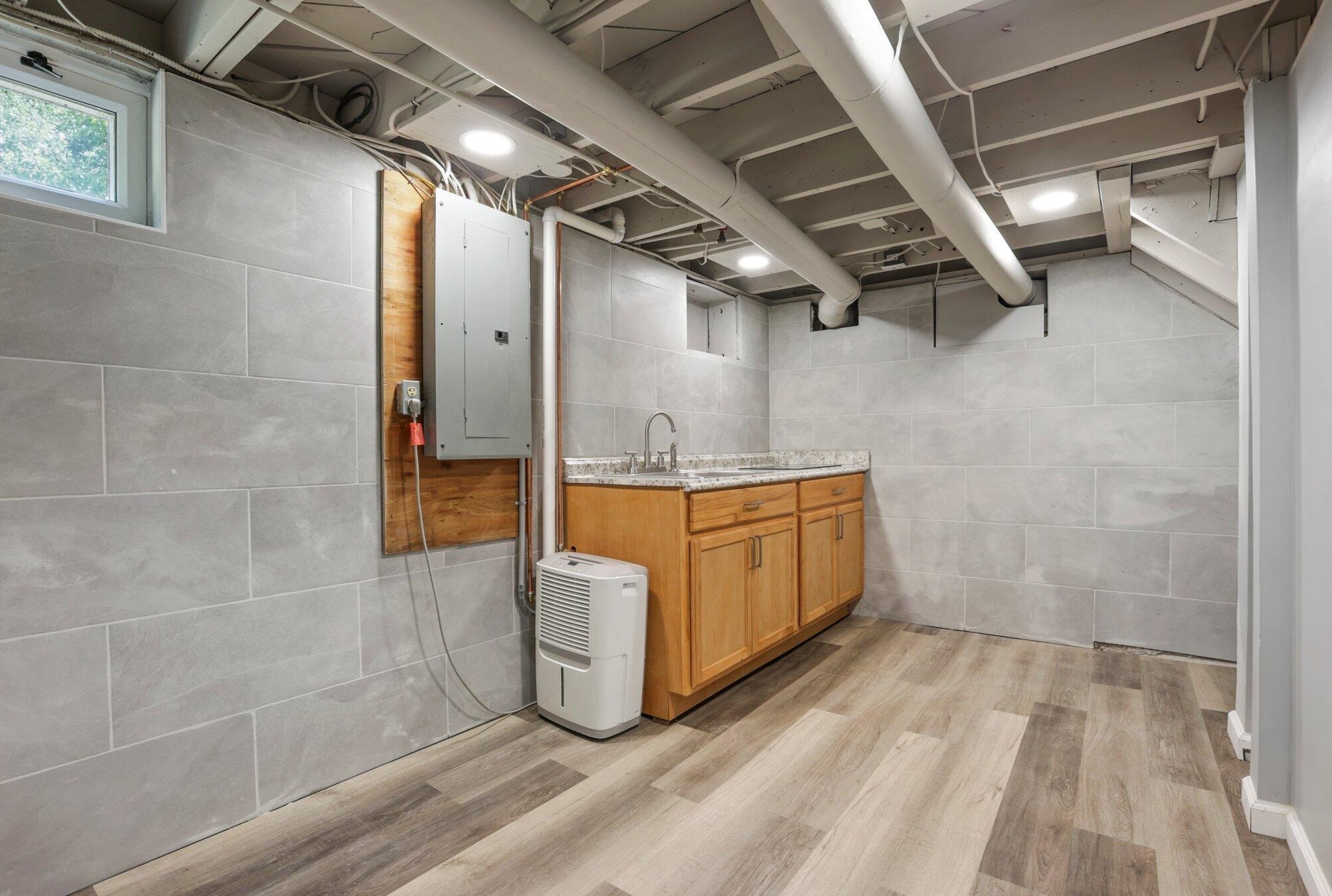 1778 Kenny Rd, Columbus OH  43212-1375 exterior