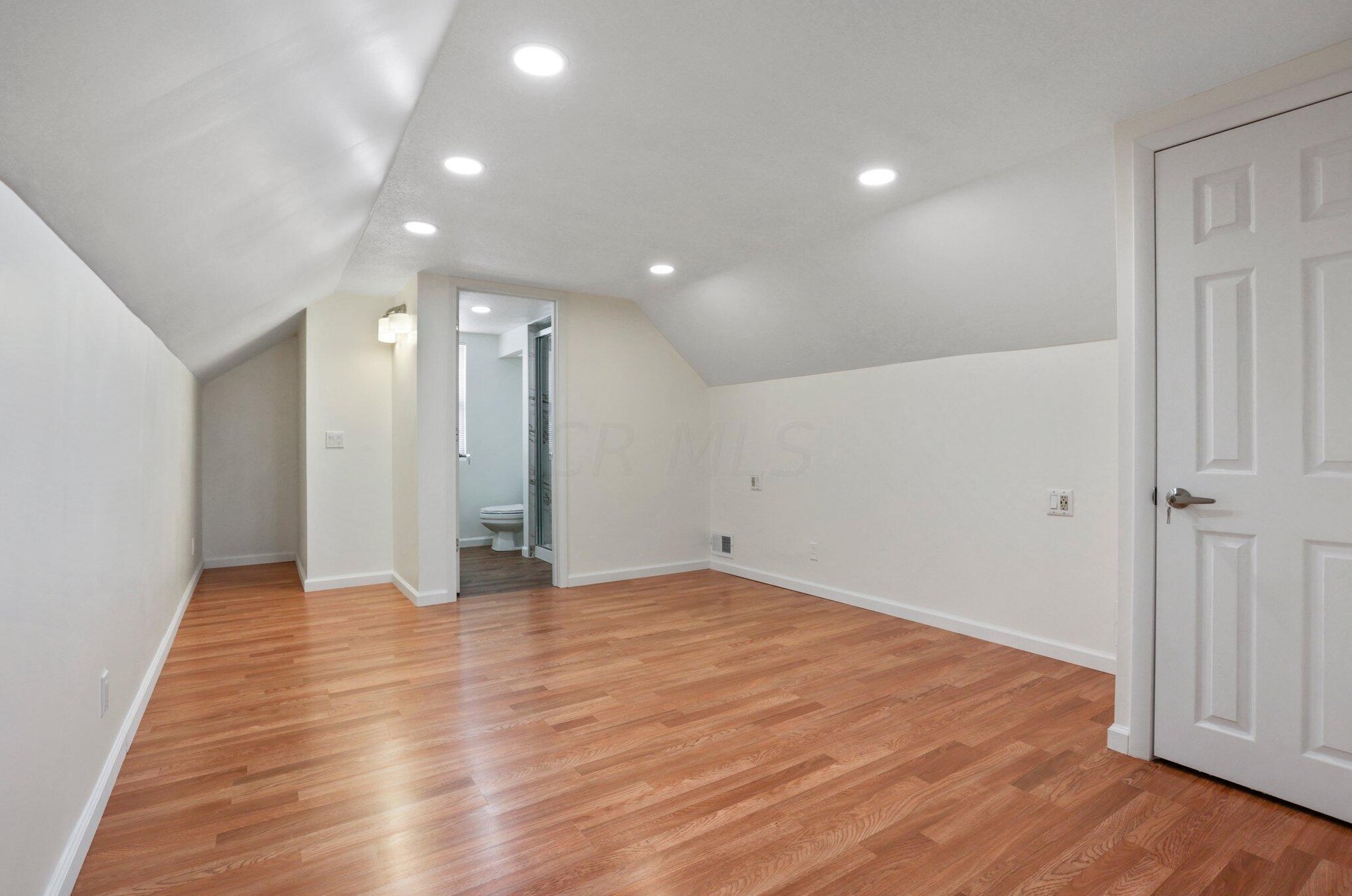 1778 Kenny Rd, Columbus OH  43212-1375 exterior