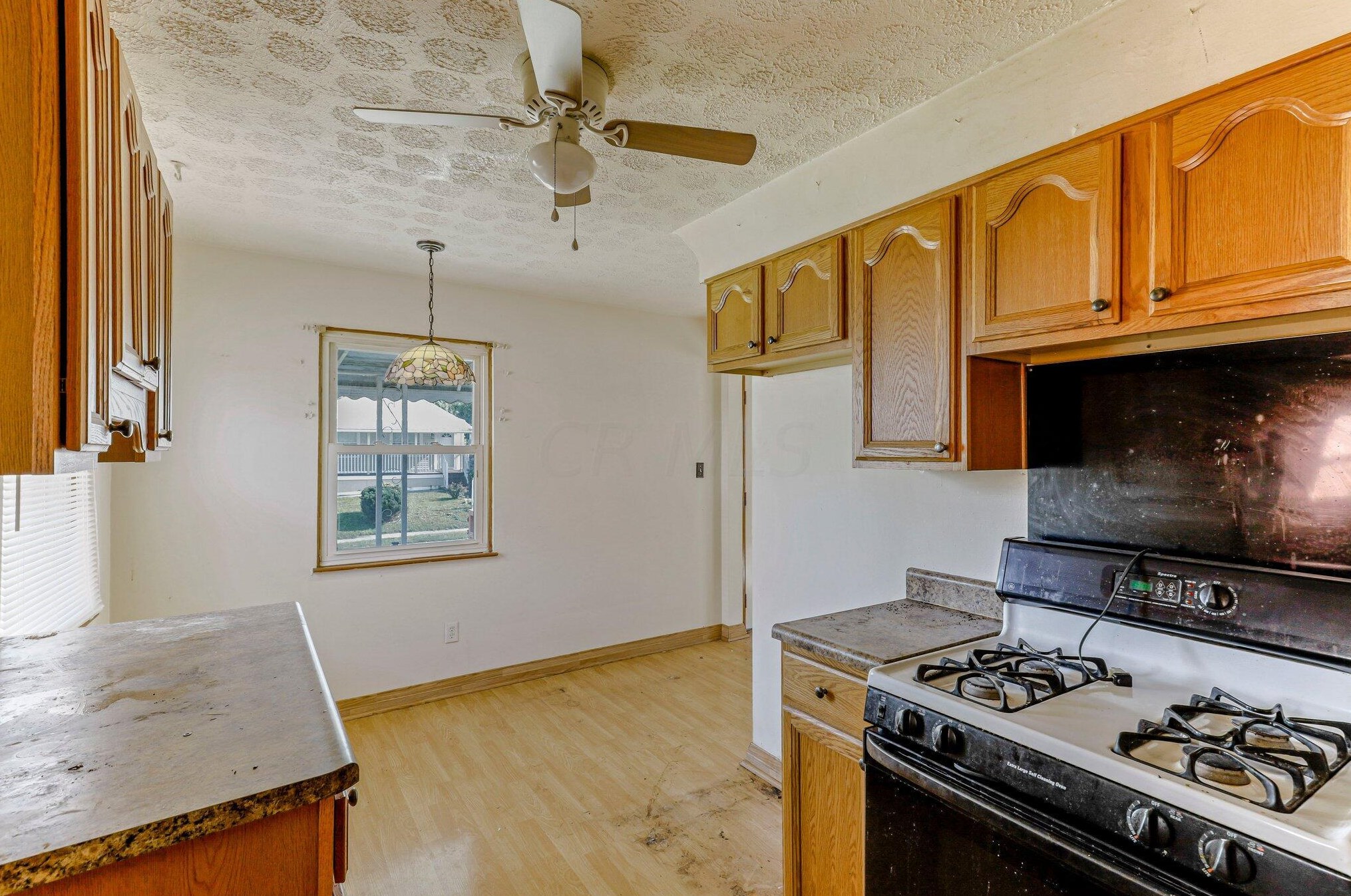 1465 22nd Ave, Columbus OH 43211-2103 exterior