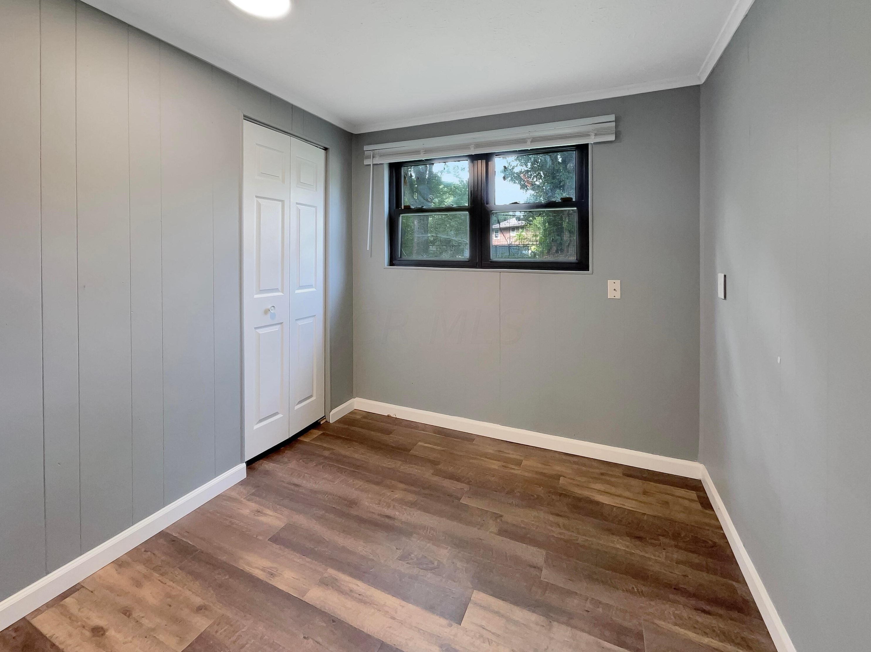 3324 Latonia Ct, Columbus OH  43232-5937 exterior