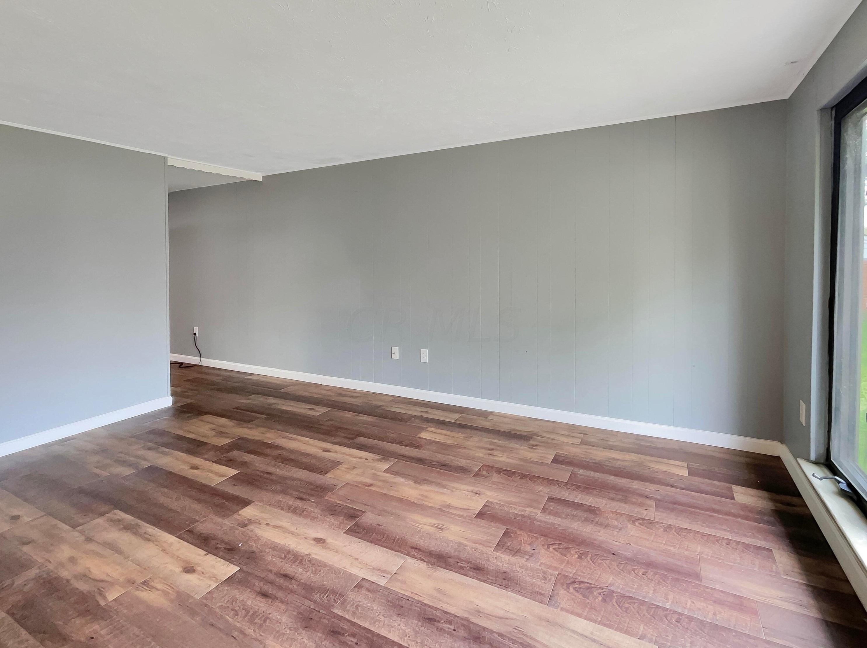 3324 Latonia Ct, Columbus OH  43232-5937 exterior