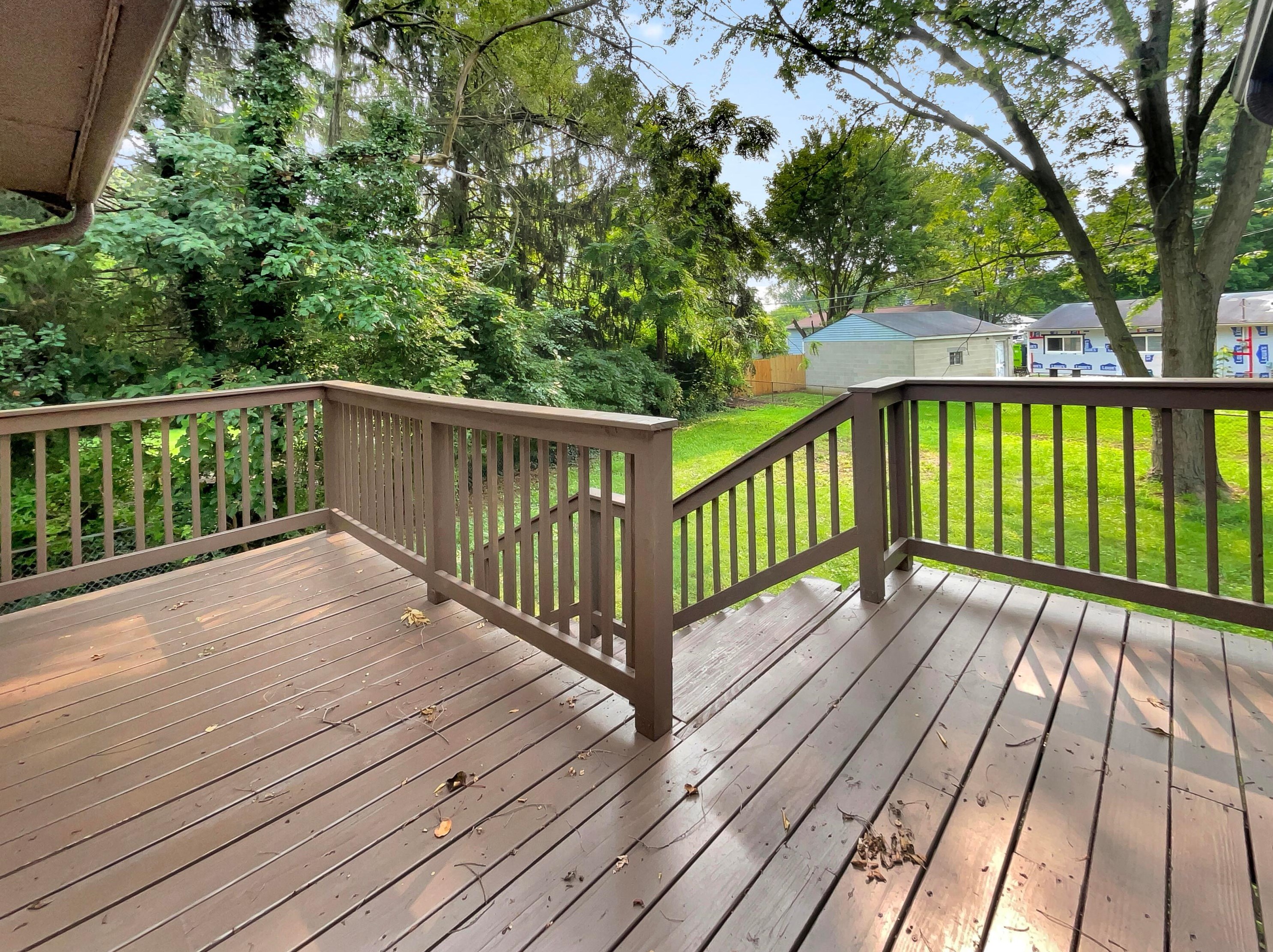 3324 Latonia Ct, Columbus OH  43232-5937 exterior