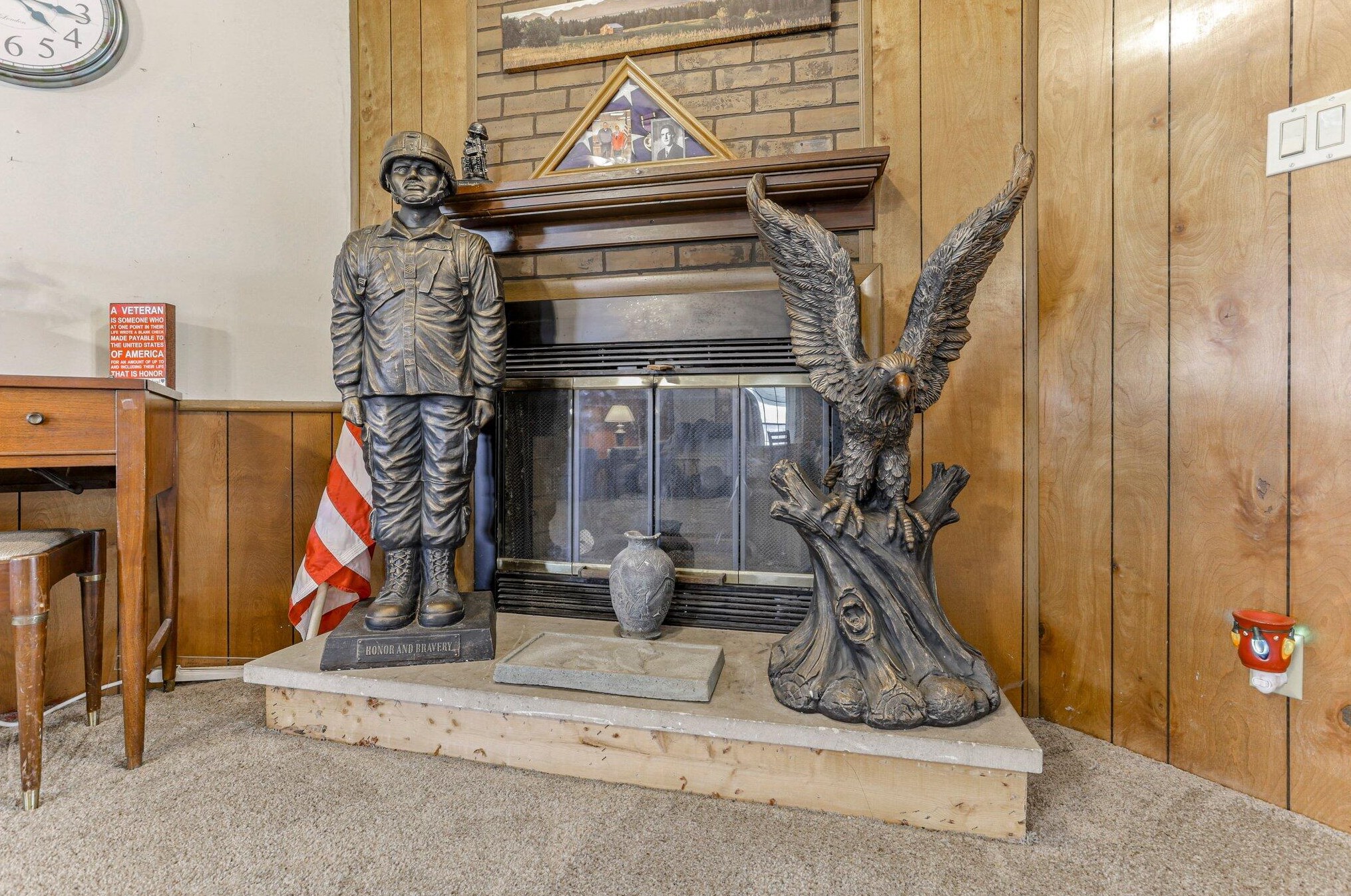 801 Scarlett Ln, Columbus OH 43207-8735 exterior