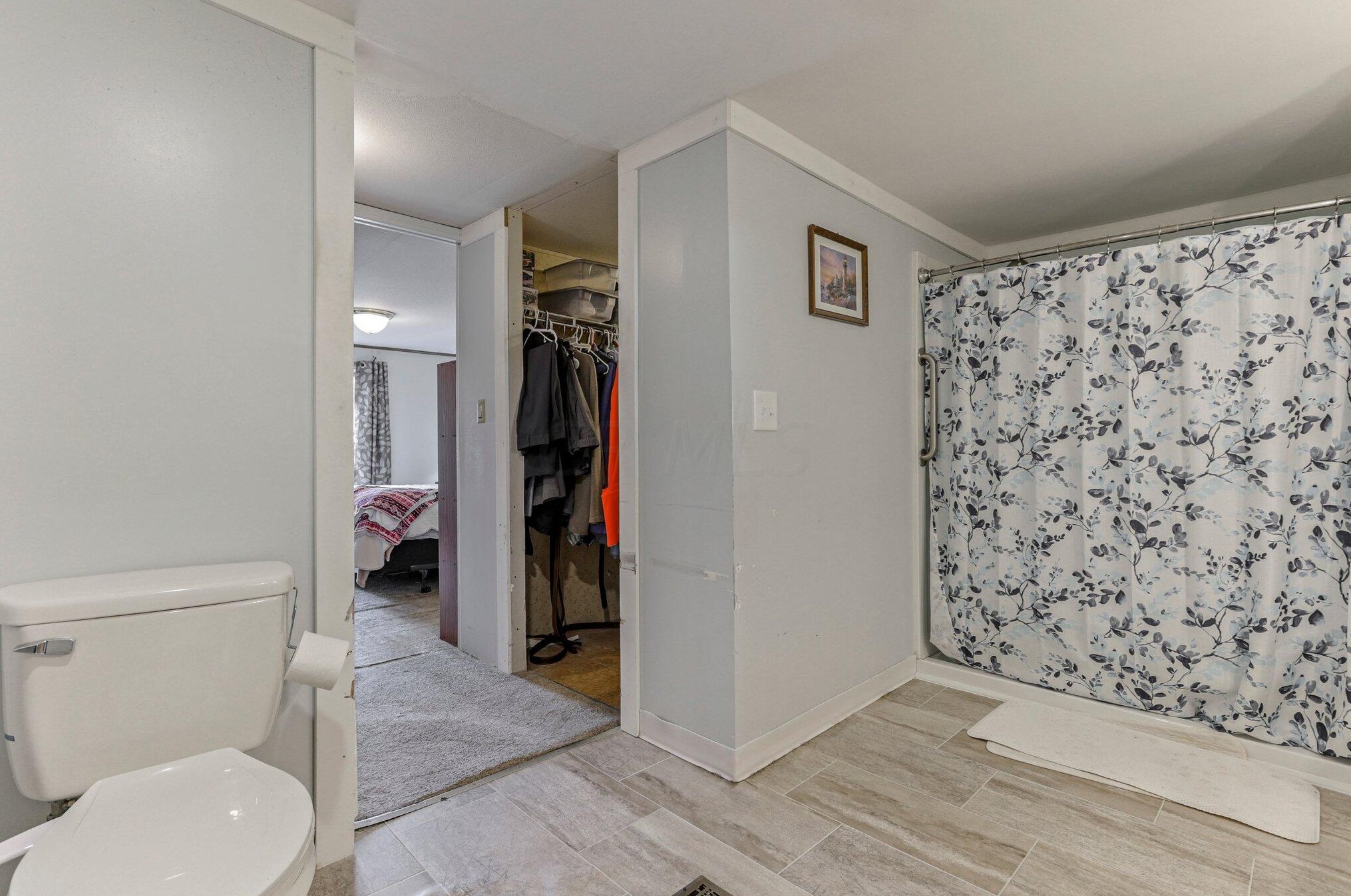 801 Scarlett Ln, Columbus OH 43207-8735 exterior