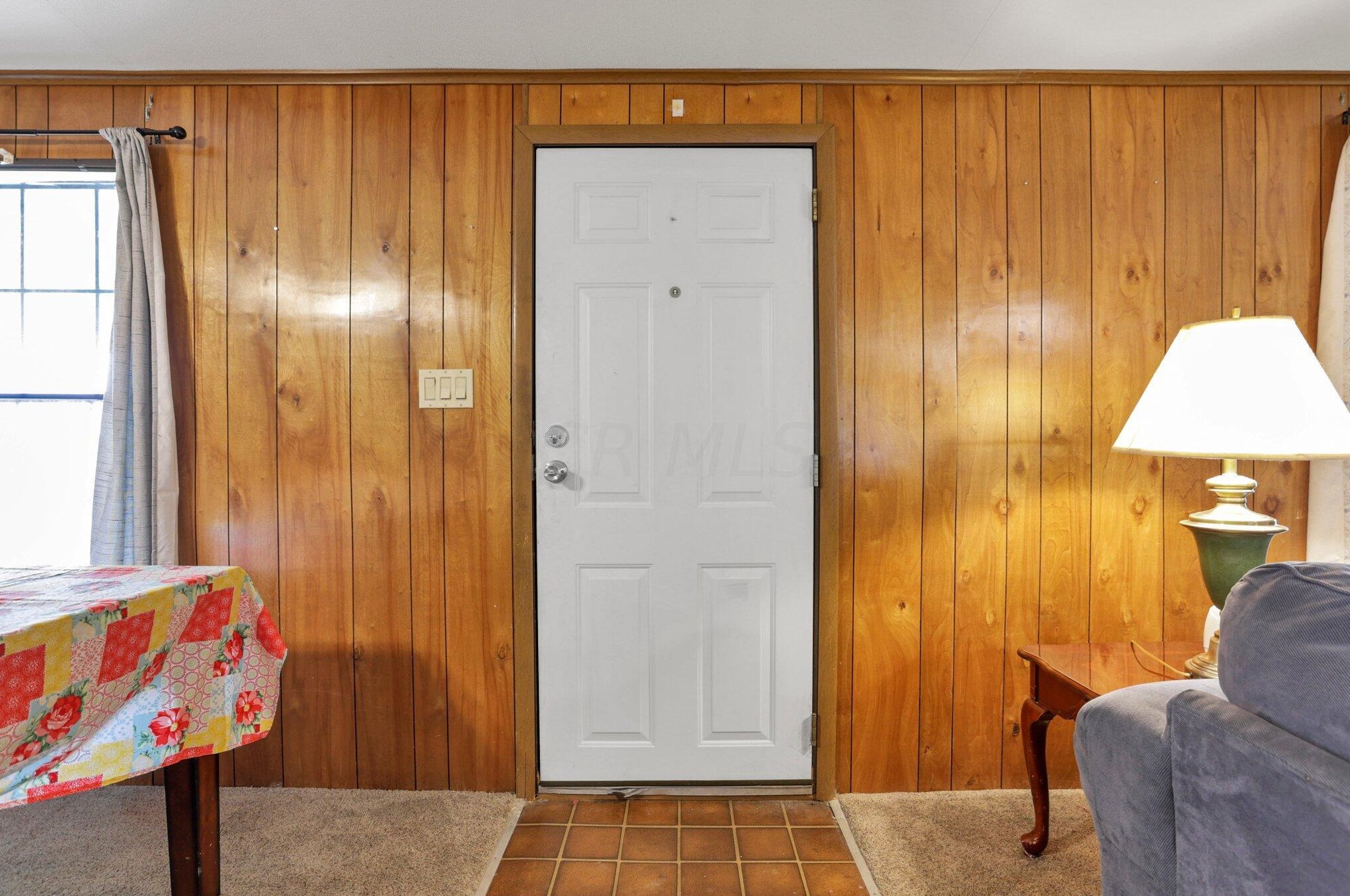 801 Scarlett Ln, Columbus OH 43207-8735 exterior