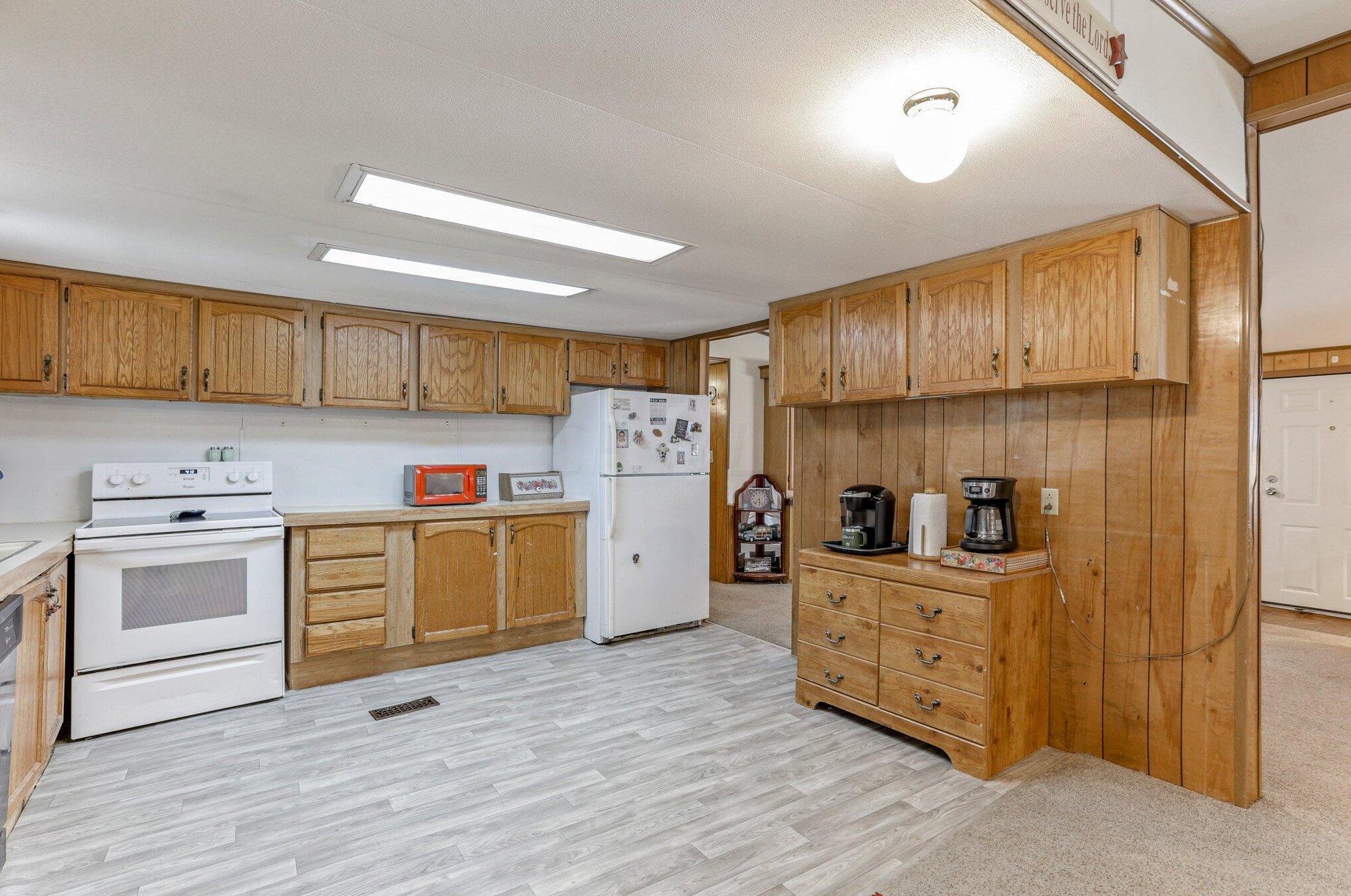 801 Scarlett Ln, Columbus OH 43207-8735 exterior