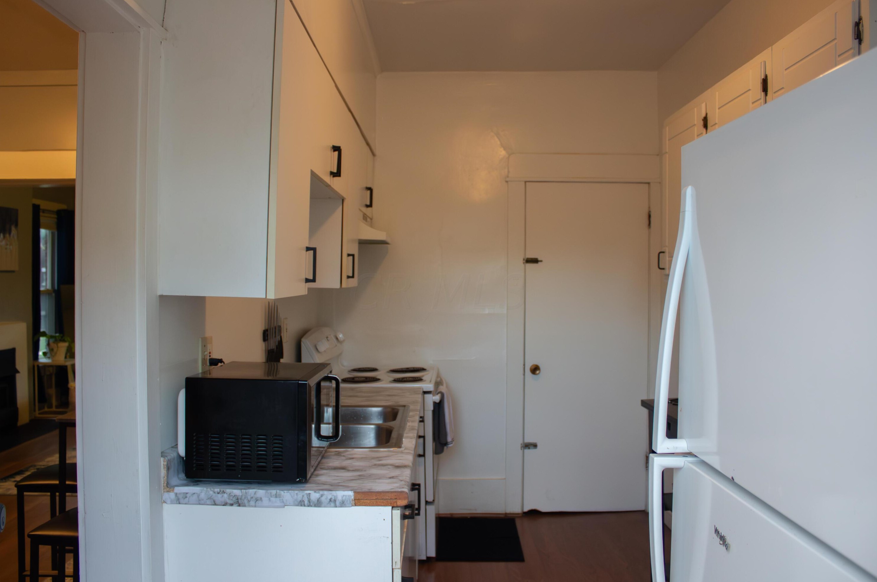 341 18 Ave, Columbus OH 43201-1792 exterior