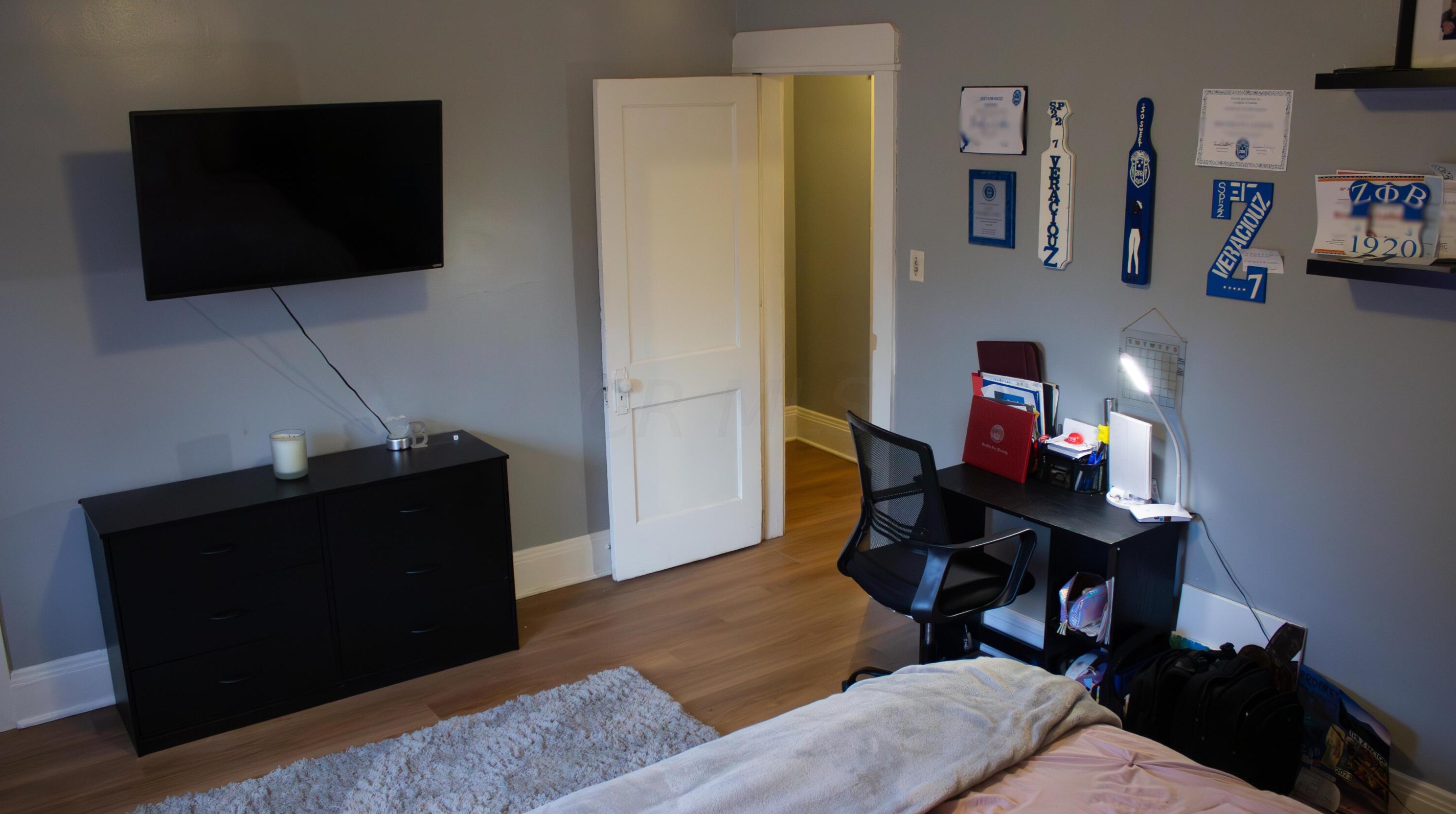 341 18 Ave, Columbus OH 43201-1792 exterior