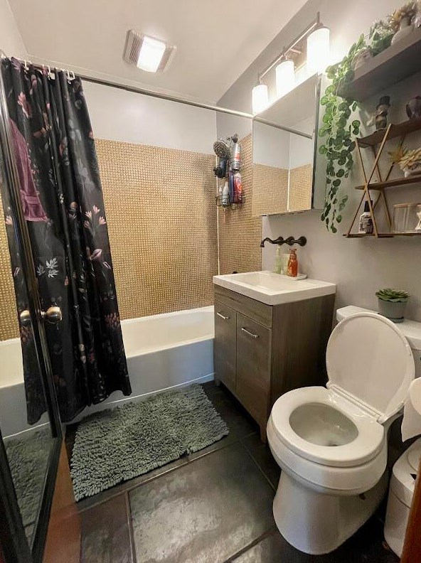 765 Weldon Ave, Columbus OH 43224-3952 exterior