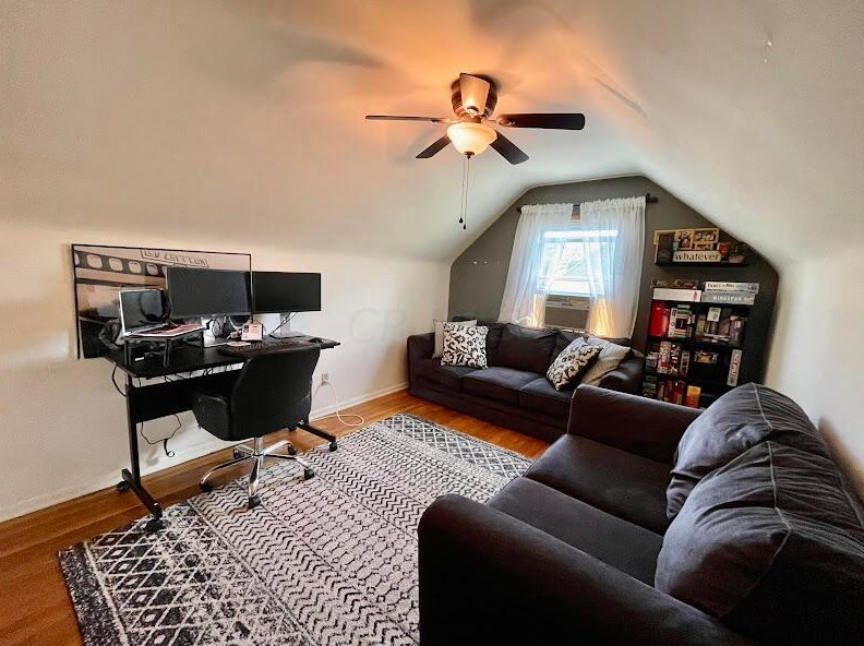 765 Weldon Ave, Columbus OH 43224-3952 exterior