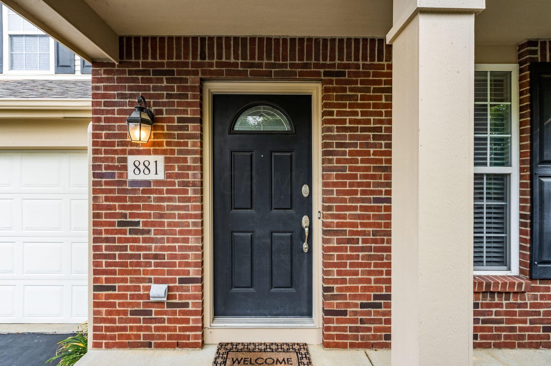 881 Sapphire Flame Dr, Delaware OH  43015-5094 exterior