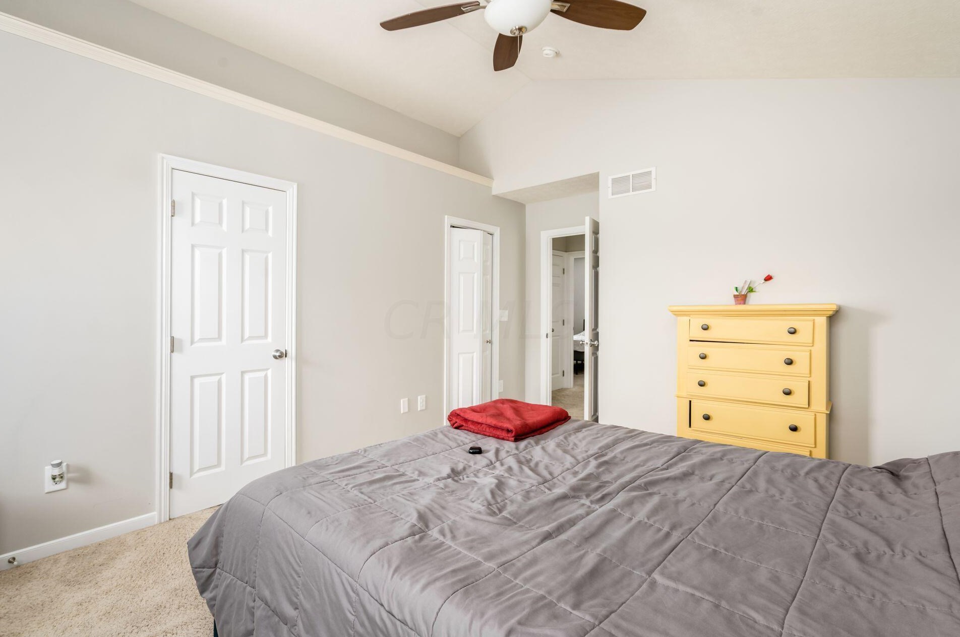 881 Sapphire Flame Dr, Delaware OH  43015-5094 exterior