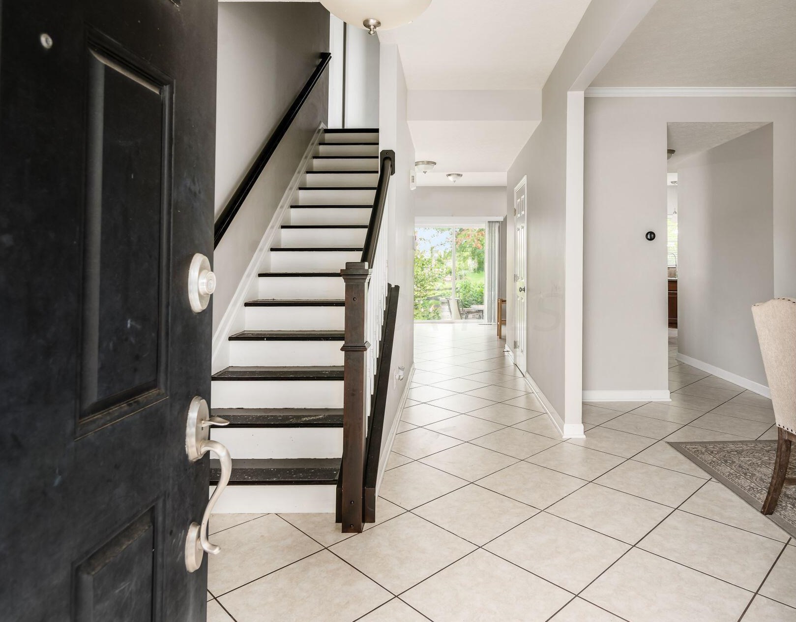 881 Sapphire Flame Dr, Delaware OH  43015-5094 exterior