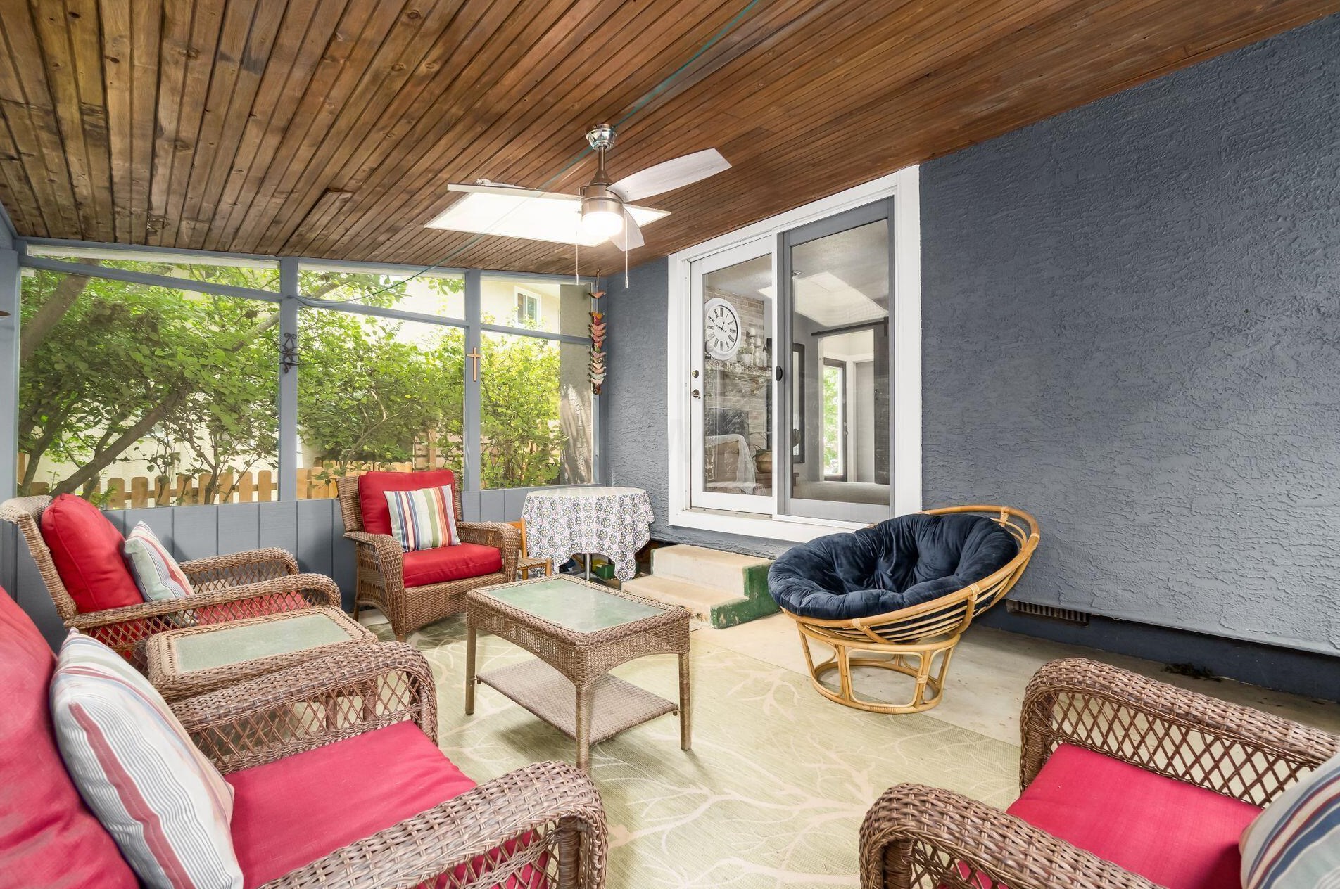 444 Anthony Ct, Columbus OH 43230-2626 exterior