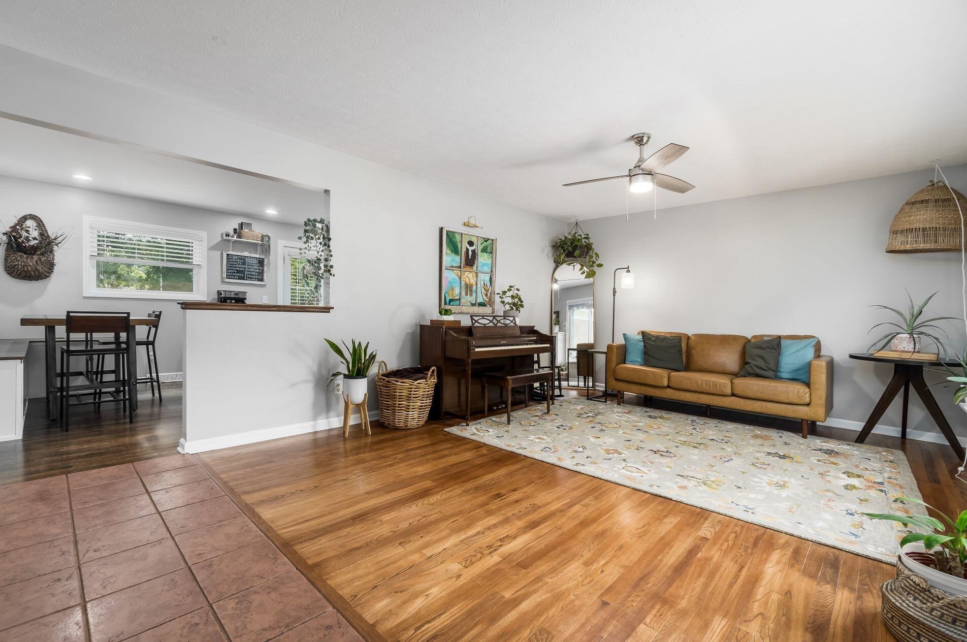 444 Anthony Ct, Columbus OH 43230-2626 exterior