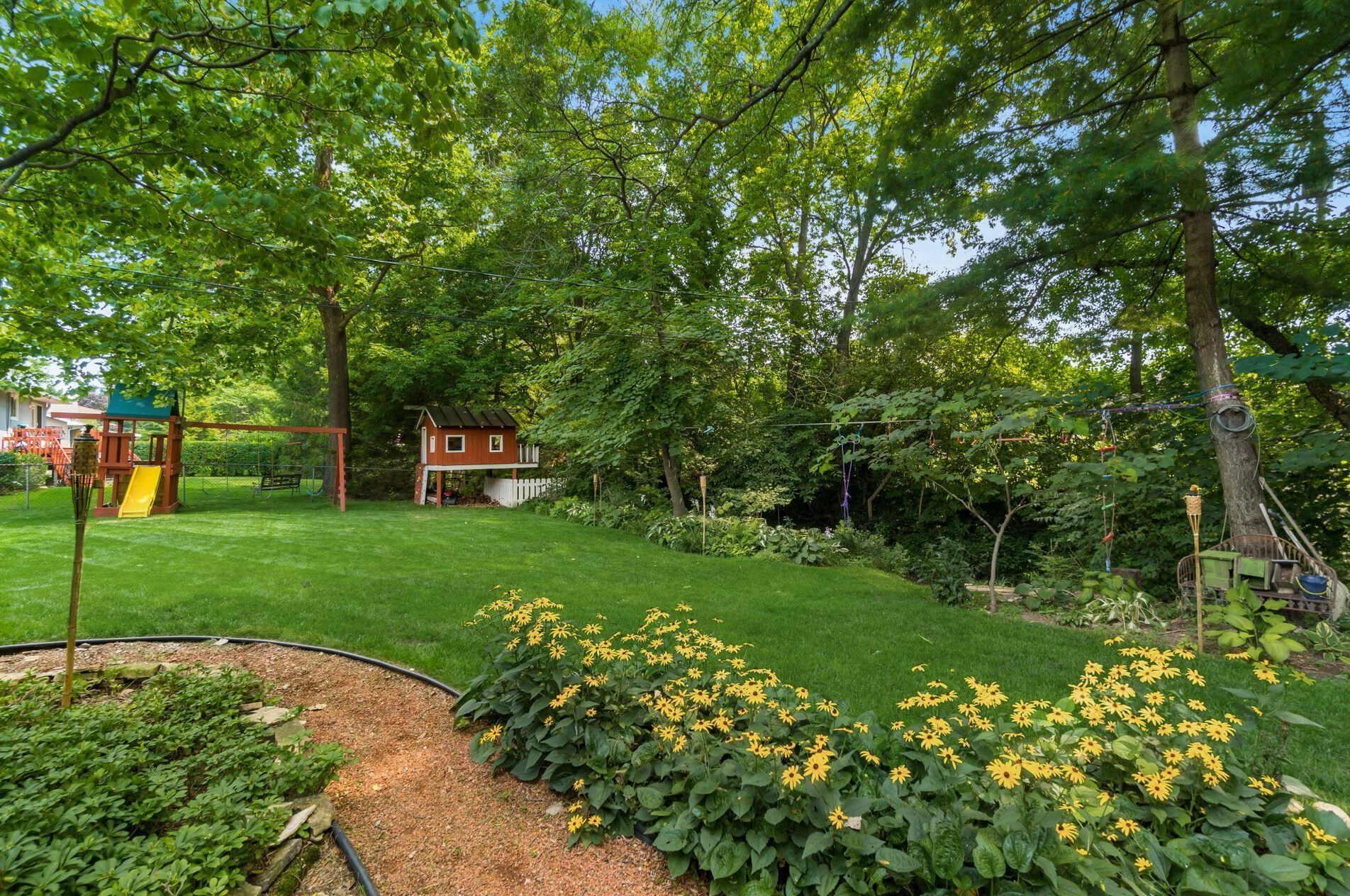 444 Anthony Ct, Columbus OH 43230-2626 exterior