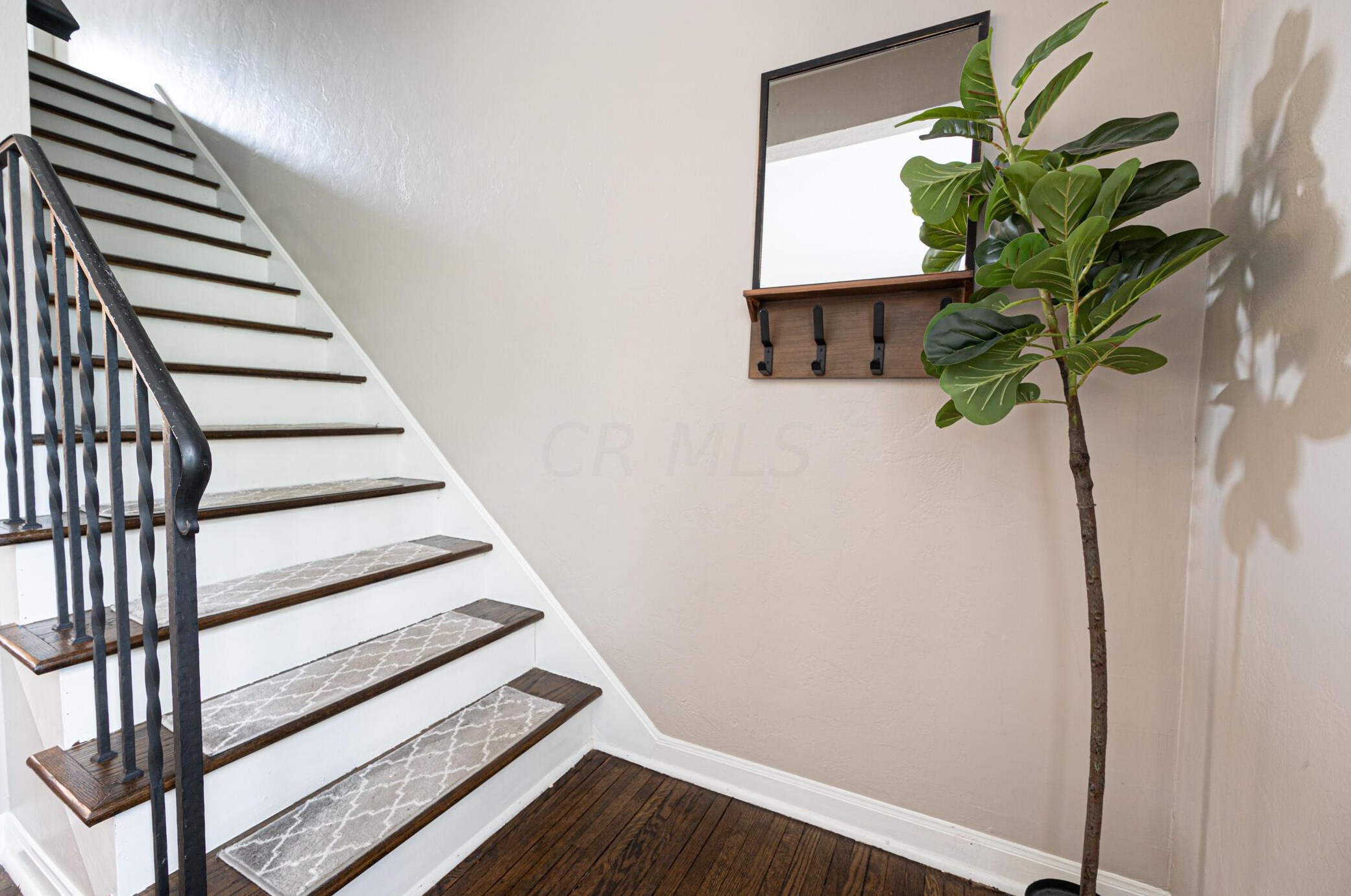 4648 High St, Columbus OH 43207-1154 exterior