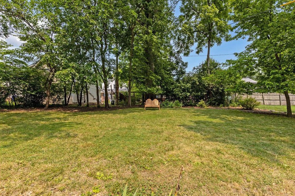 176 Torrence Rd, Columbus OH 43214-3842 exterior