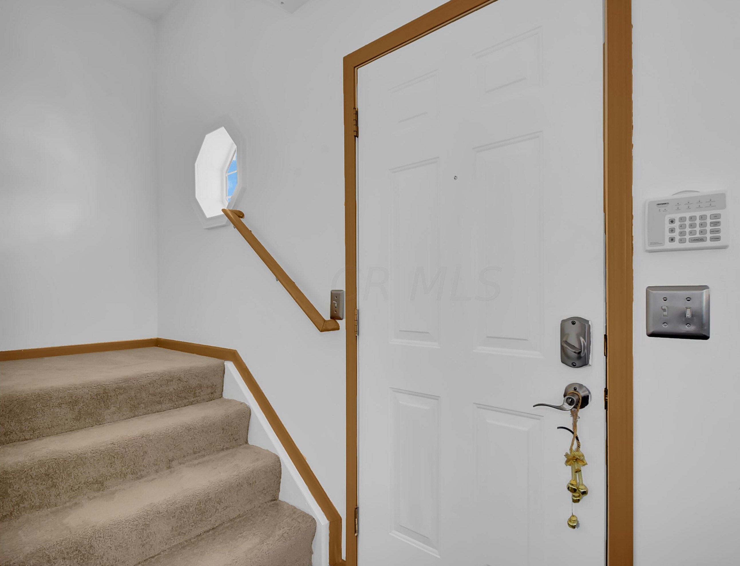 6298 Pompano St, Cnl Wnchstr OH 43110-9525 exterior