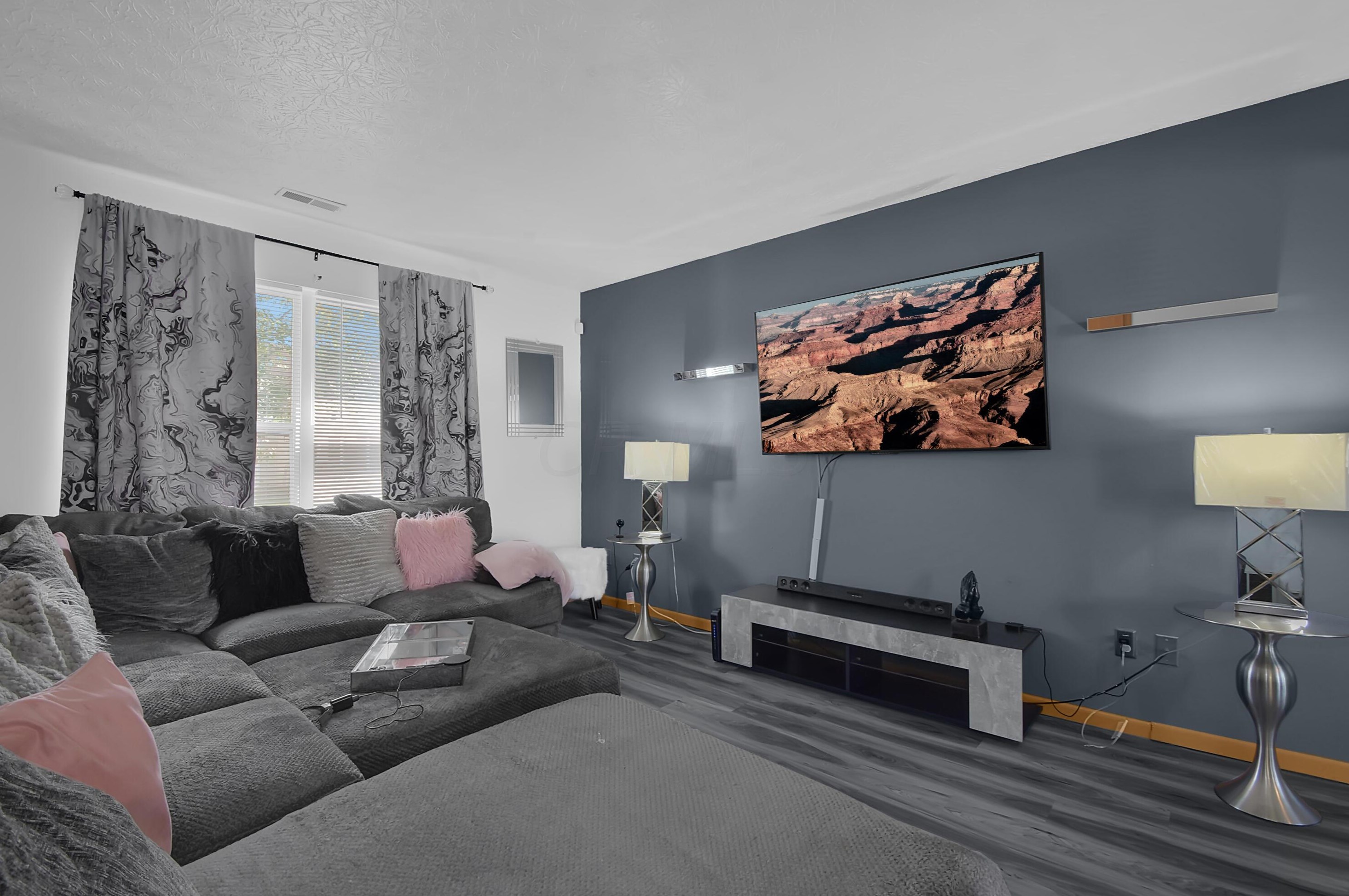 6298 Pompano St, Cnl Wnchstr OH 43110-9525 exterior