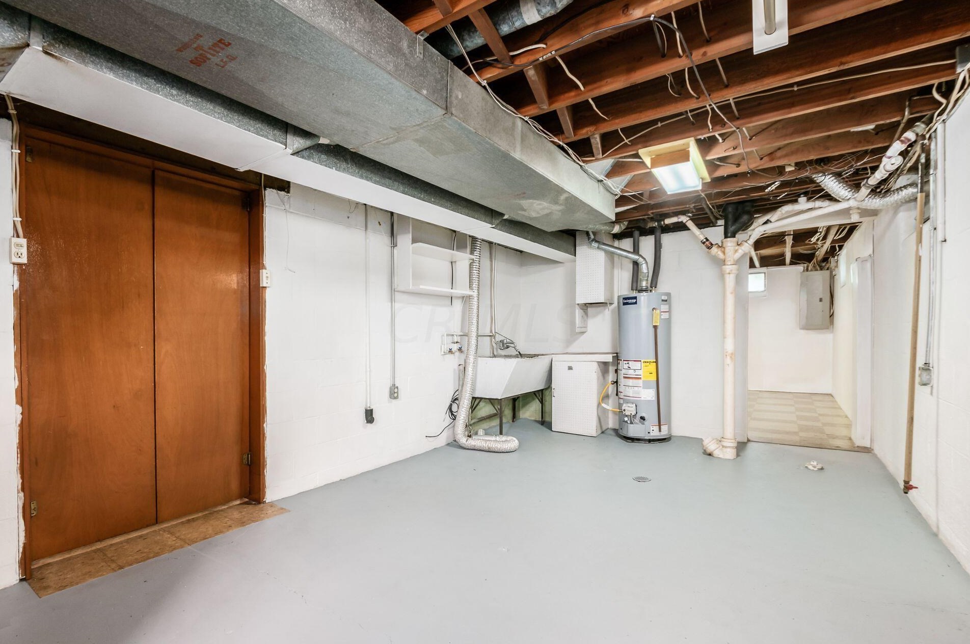 1494 Ave Dr, Columbus OH 43227-3262 exterior