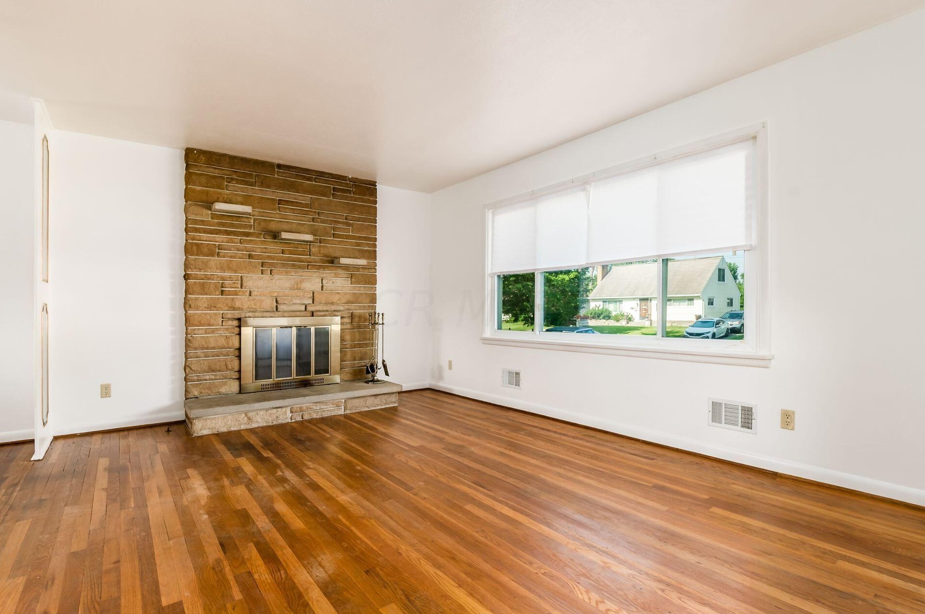 1494 Ave Dr, Columbus OH 43227-3262 exterior