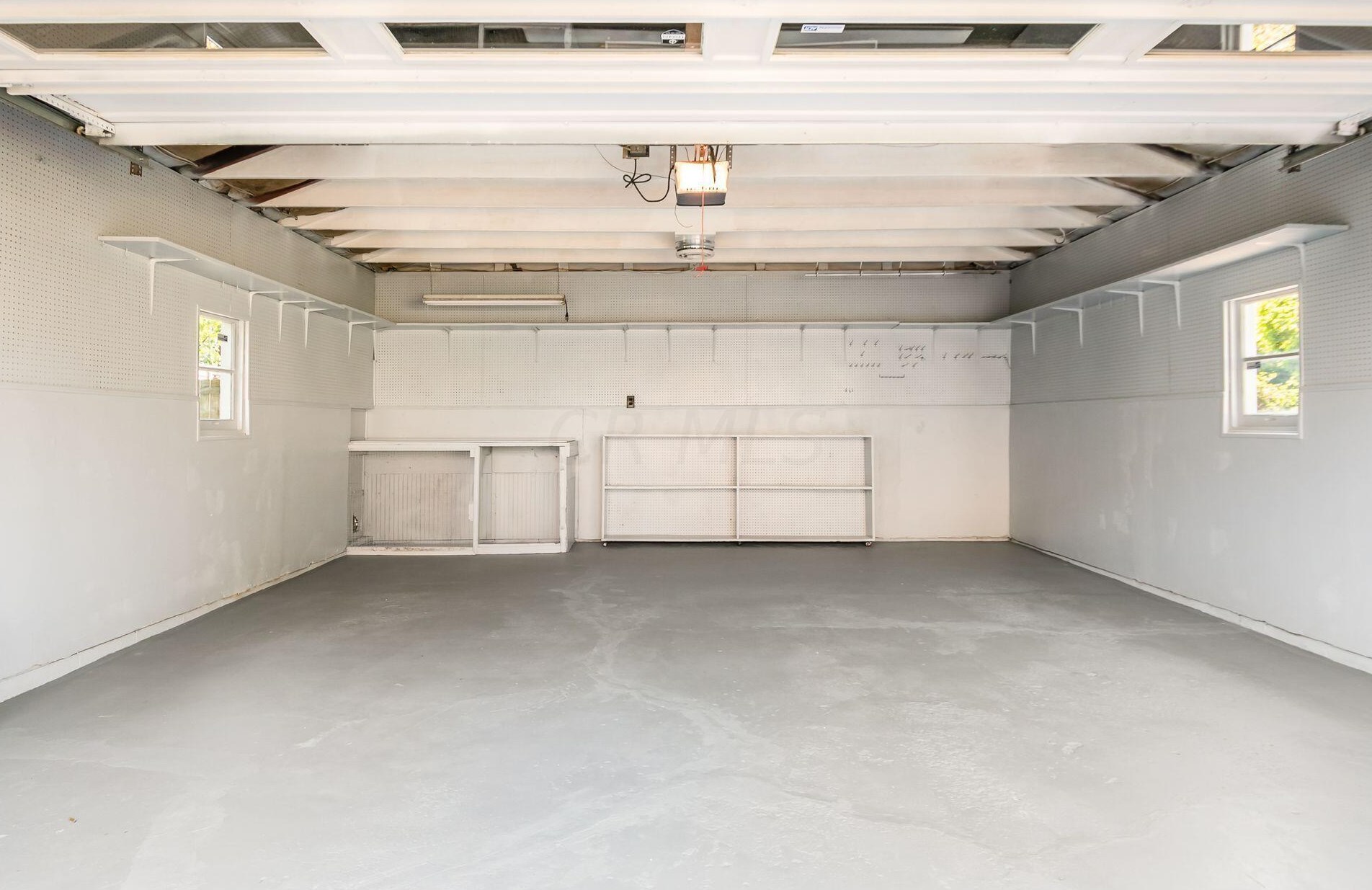 1494 Ave Dr, Columbus OH 43227-3262 exterior