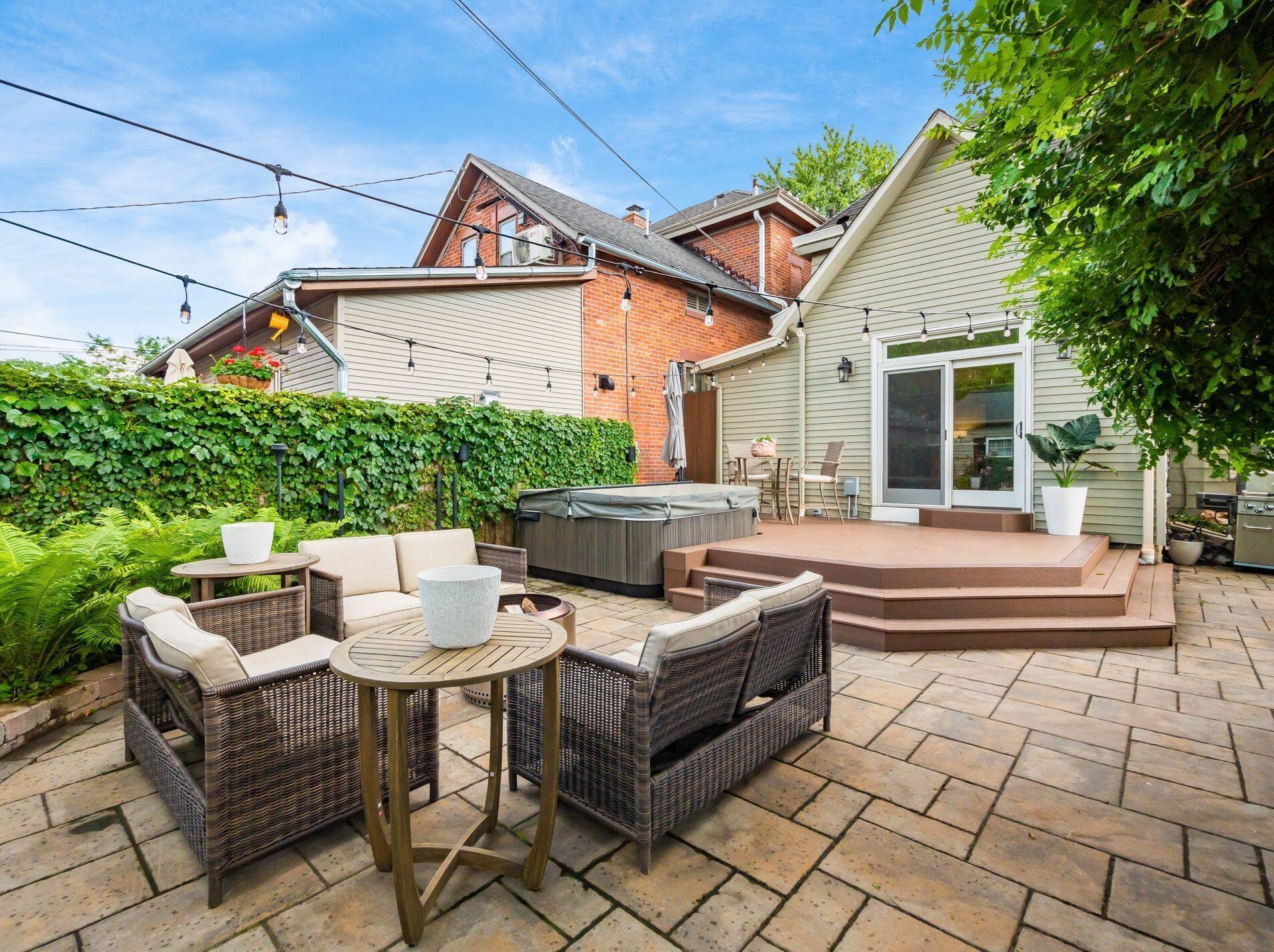 324 Reinhard Ave, Columbus OH  43206-2777 exterior