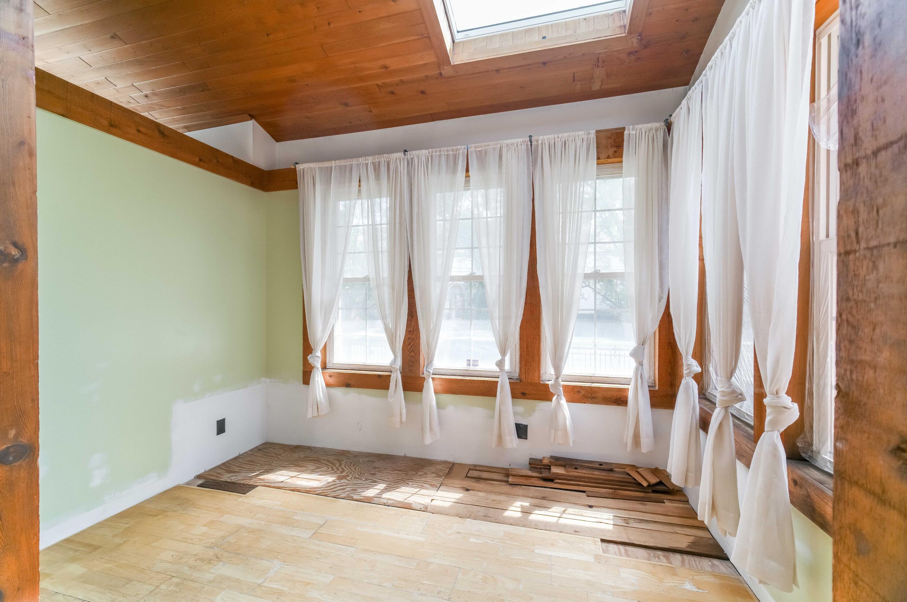 1792 Long St, Columbus OH  43203-2060 exterior