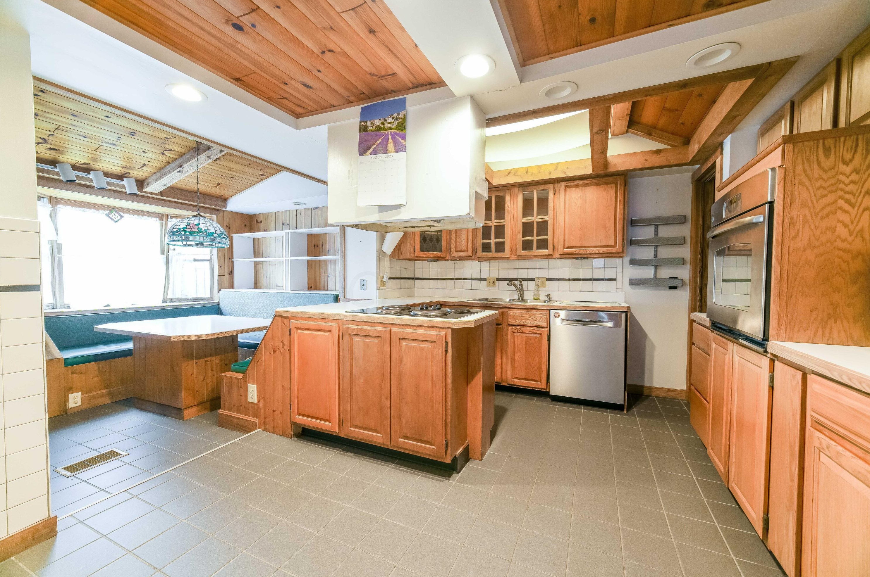 1792 Long St, Columbus OH  43203-2060 exterior