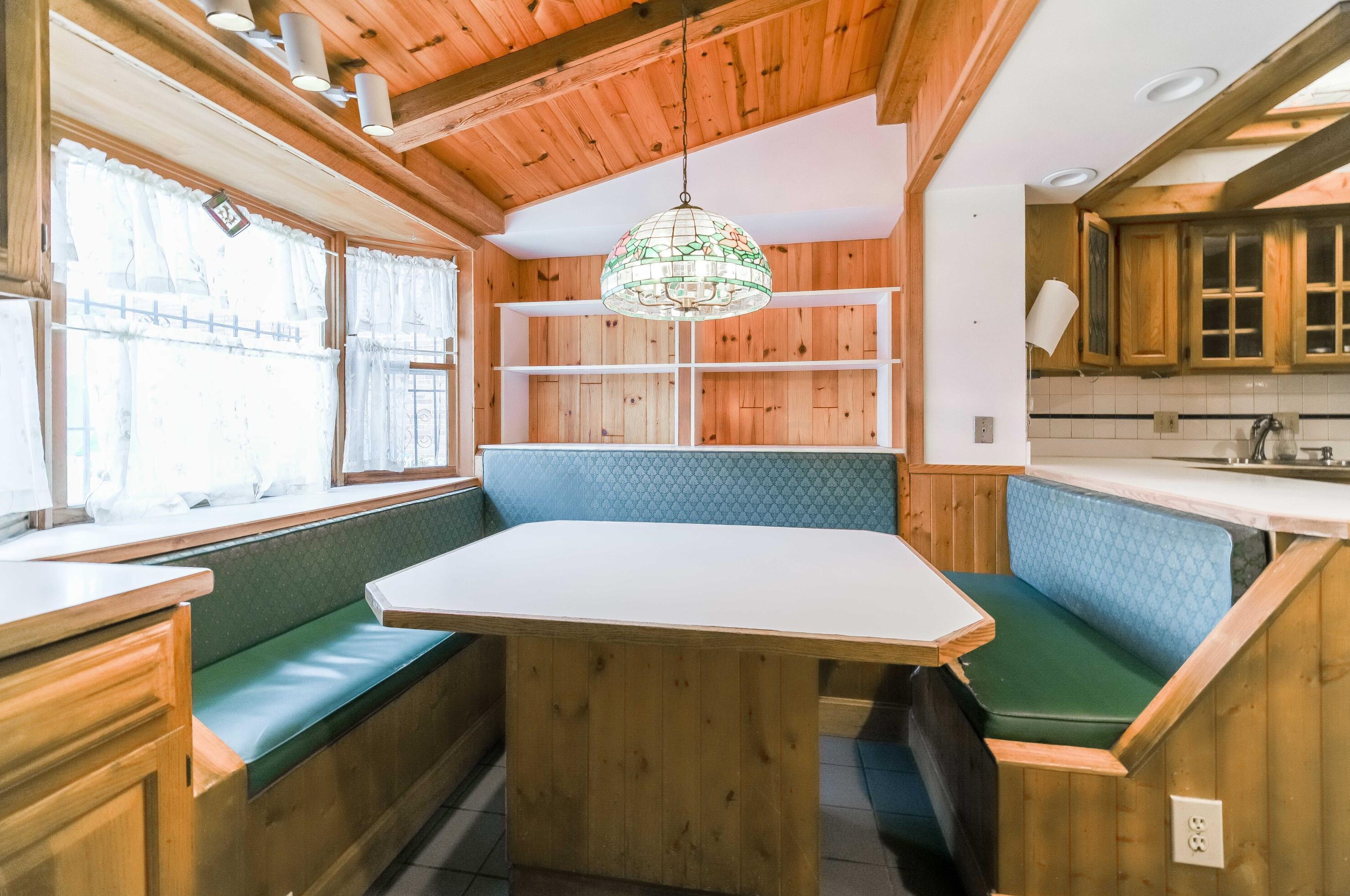 1792 Long St, Columbus OH  43203-2060 exterior