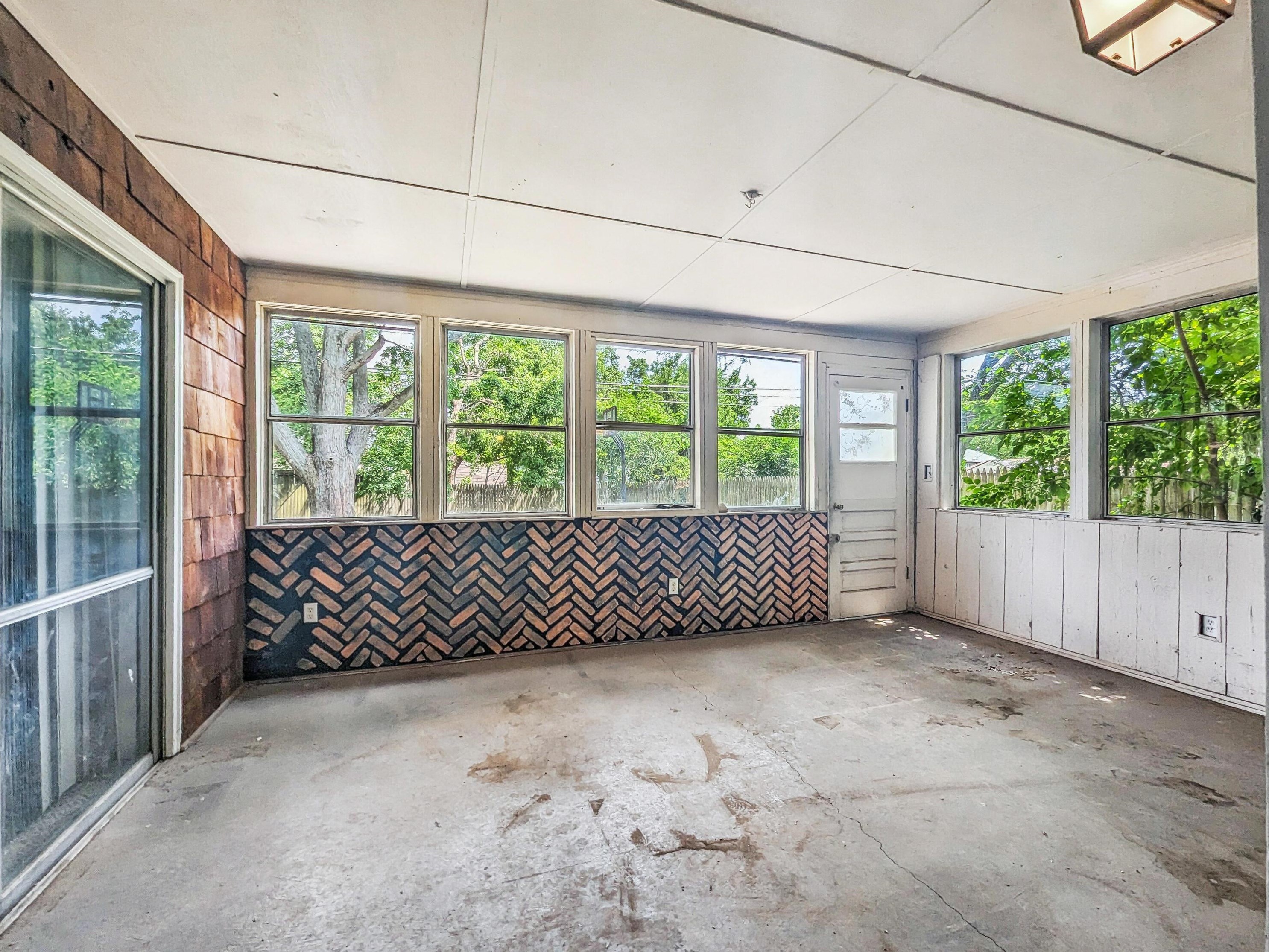 3612 Noe Bixby Rd, Columbus OH 43232-6100 exterior