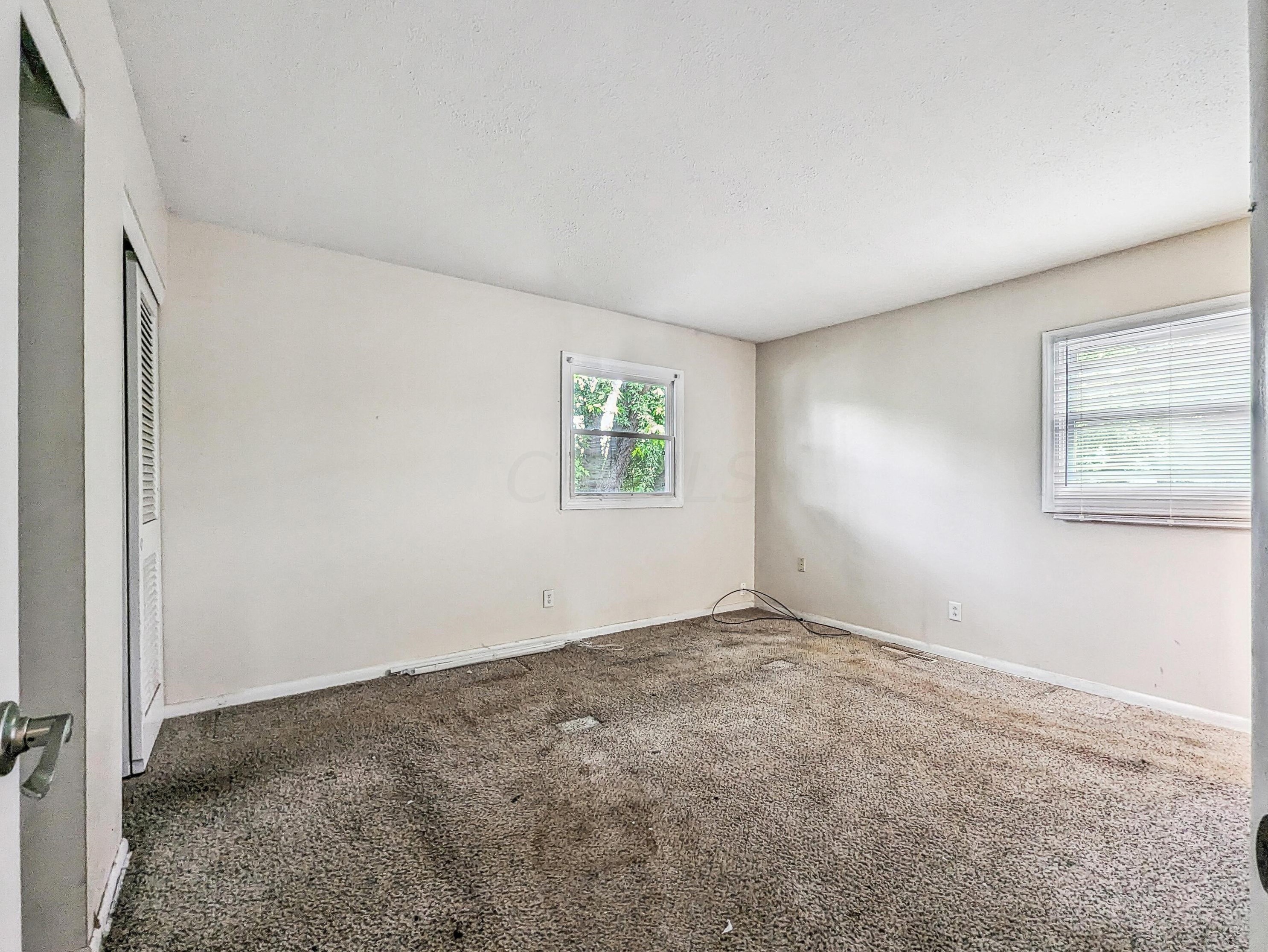 3612 Noe Bixby Rd, Columbus OH 43232-6100 exterior