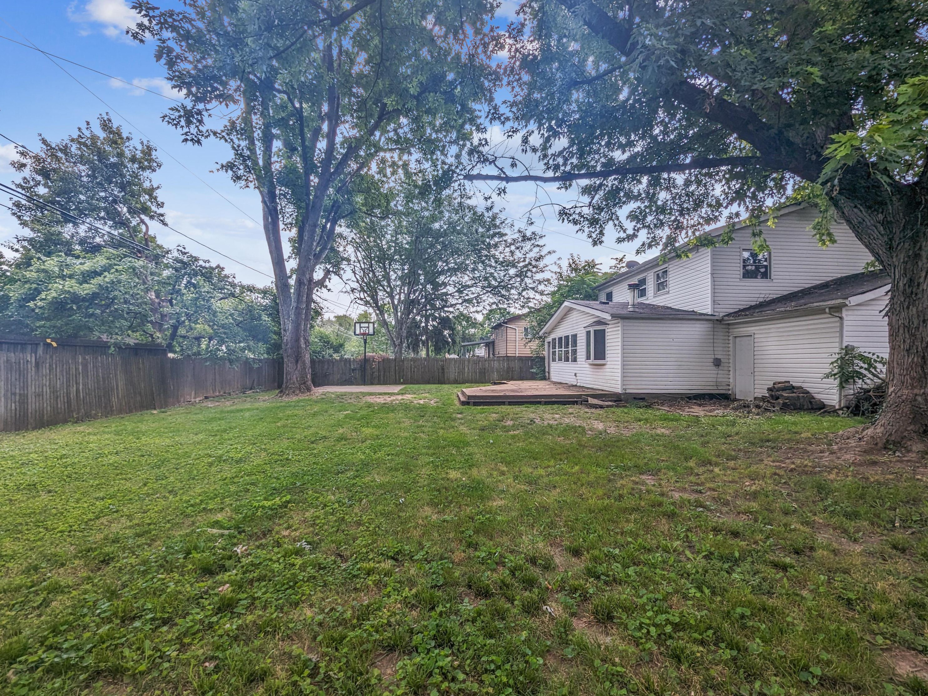 3612 Noe Bixby Rd, Columbus OH 43232-6100 exterior