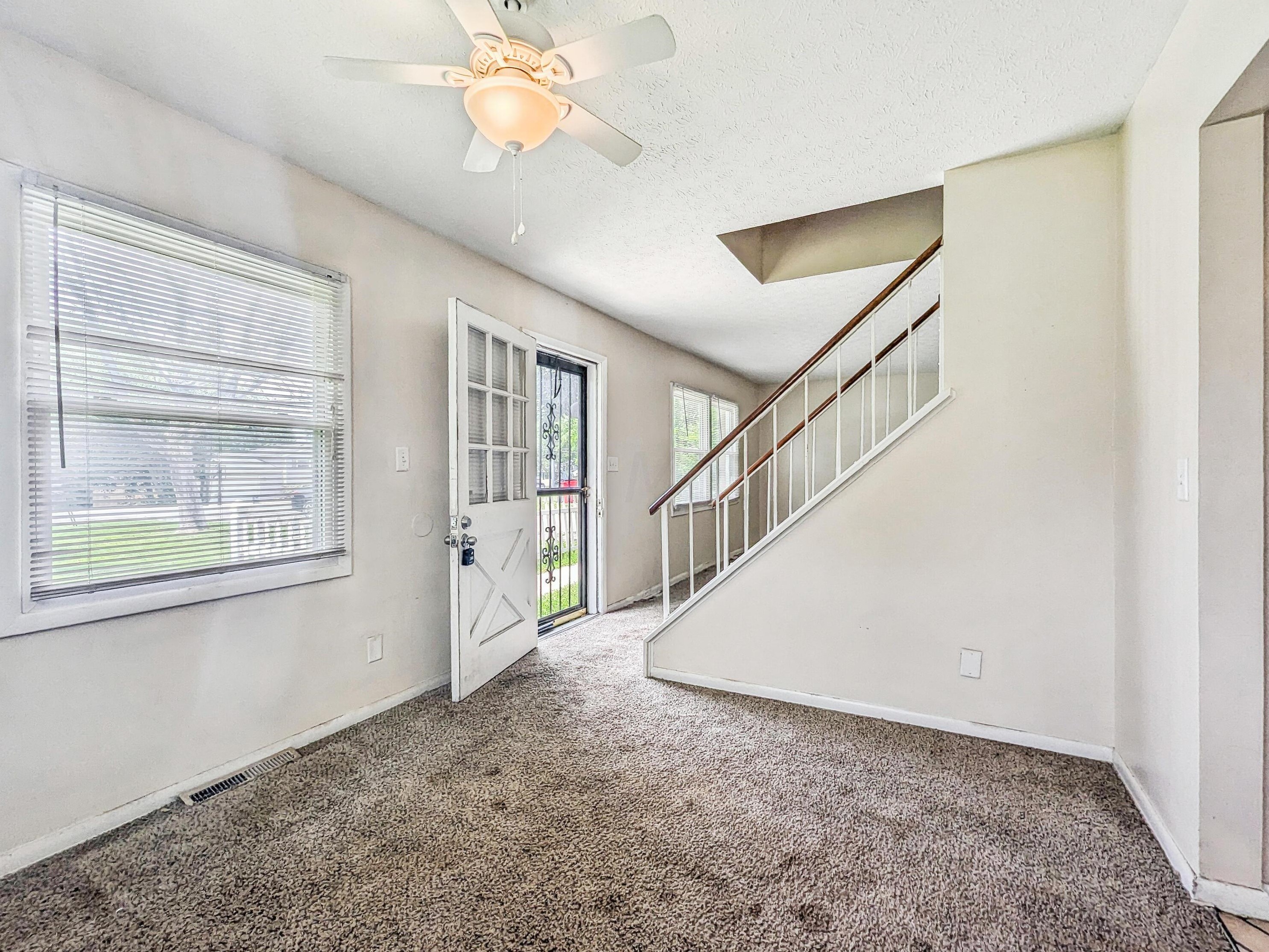 3612 Noe Bixby Rd, Columbus OH 43232-6100 exterior