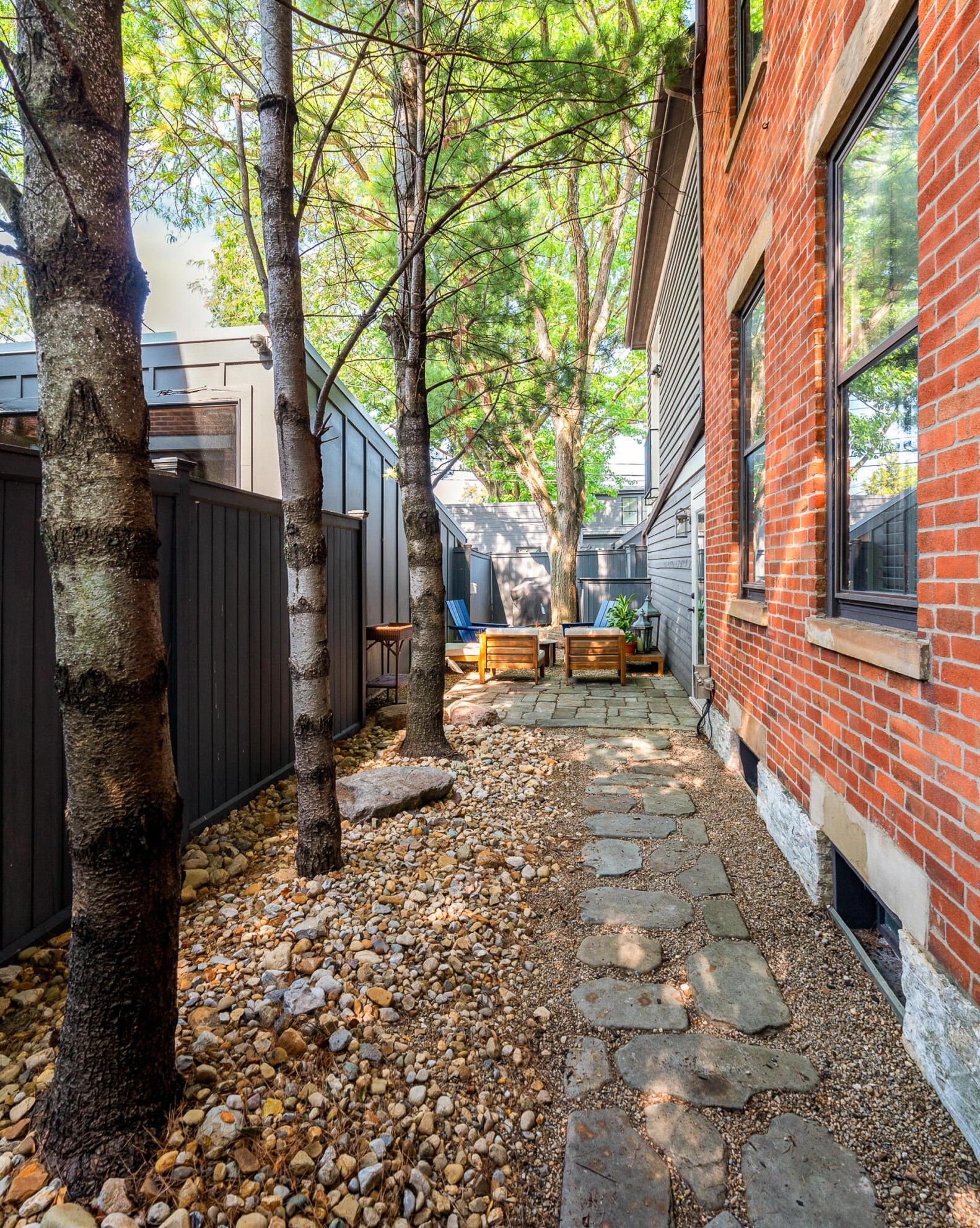 643 5th St, Columbus OH  43206-1268 exterior