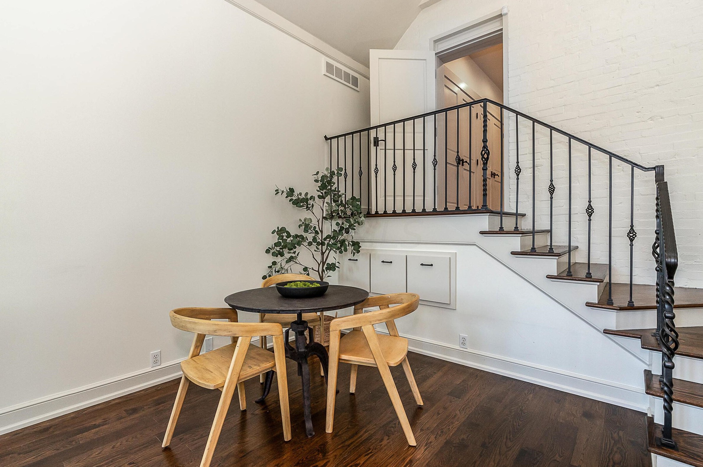 643 5th St, Columbus OH  43206-1268 exterior