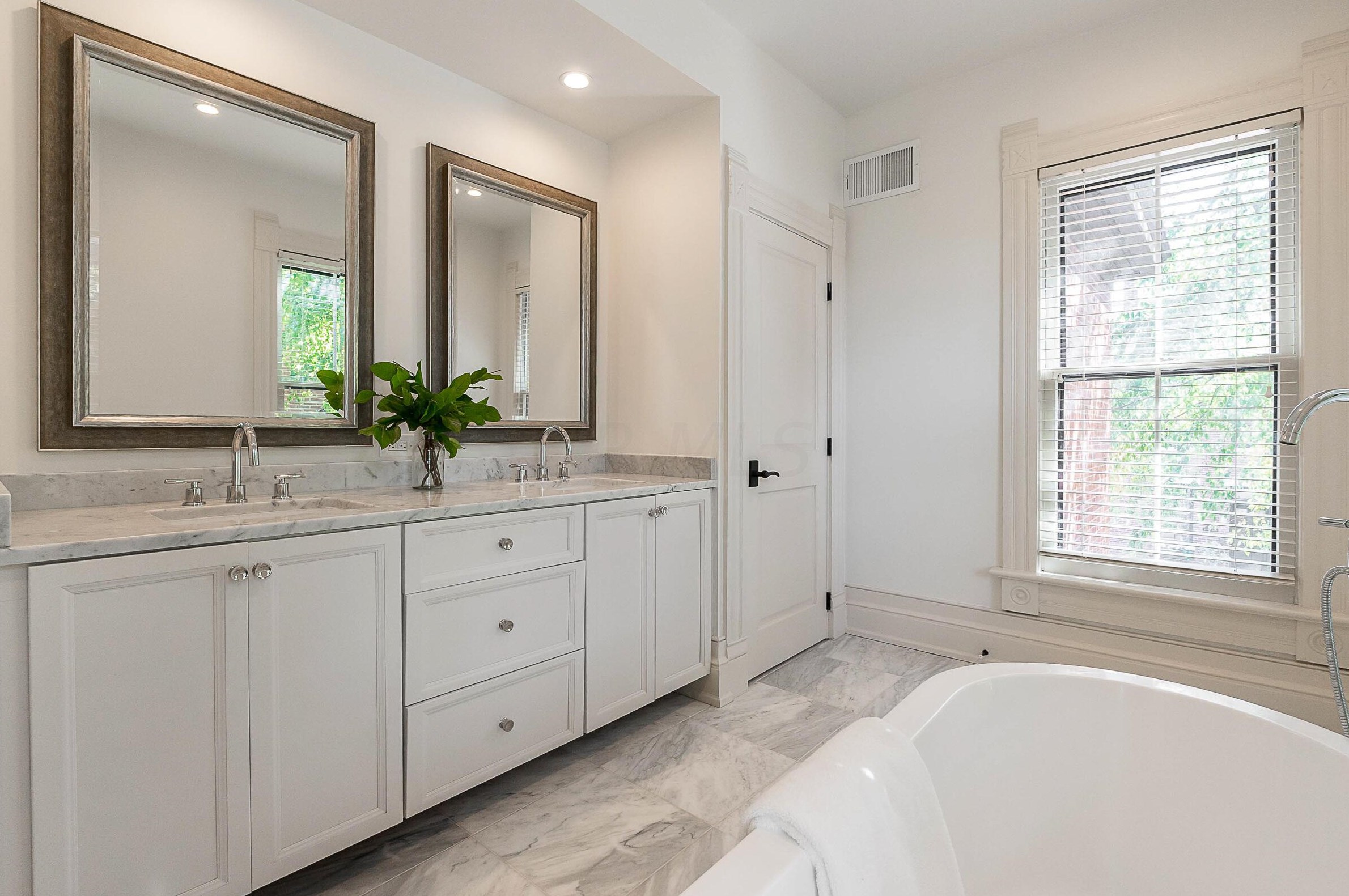 643 5th St, Columbus OH  43206-1268 exterior