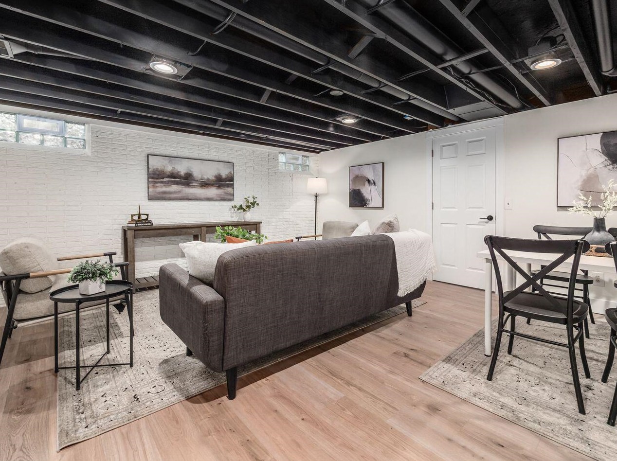 7603 Satterfield Rd, Columbus OH 43235-4552 exterior