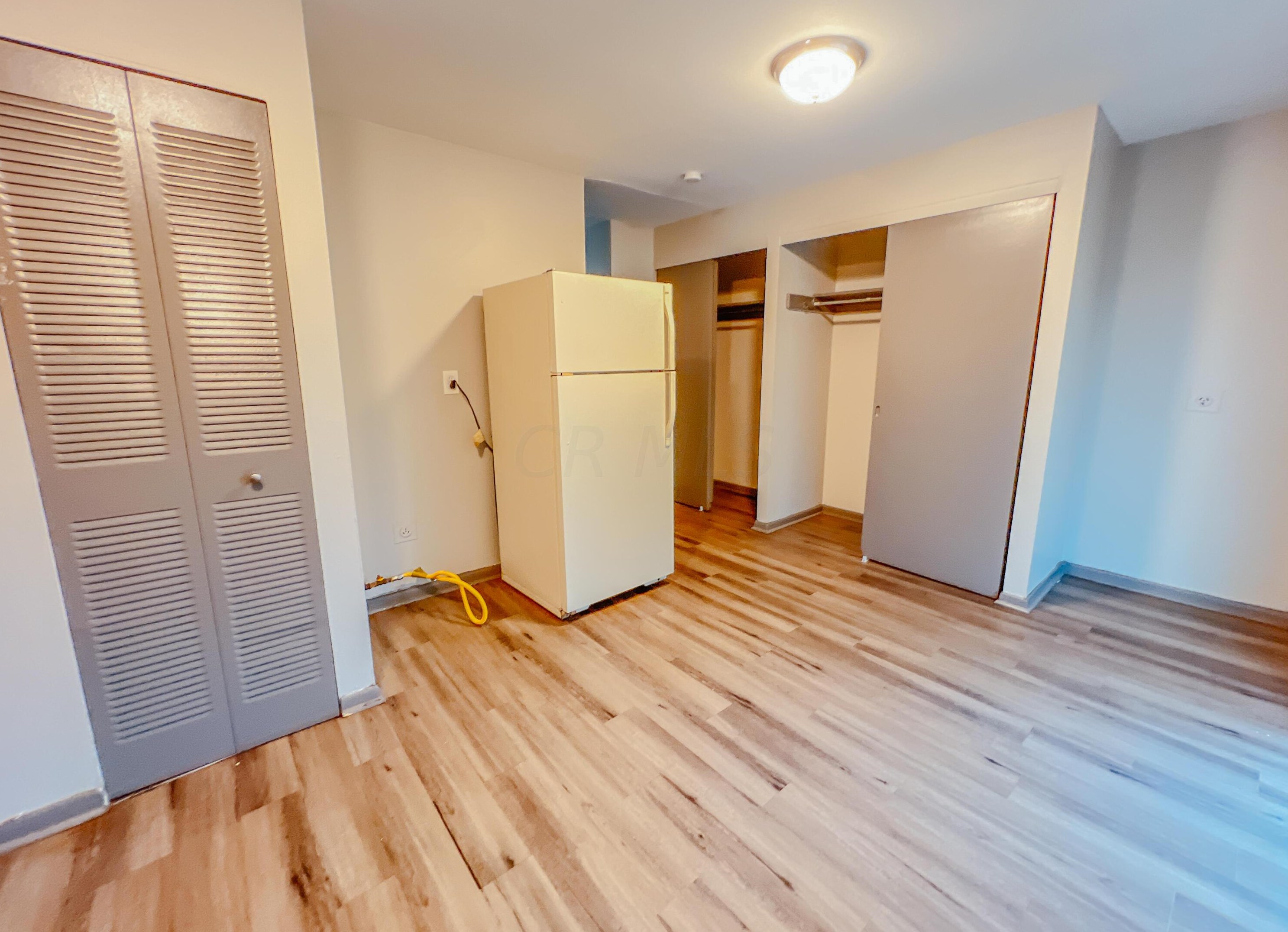 3641 Eakin Rd, Columbus OH 43204-1009 exterior