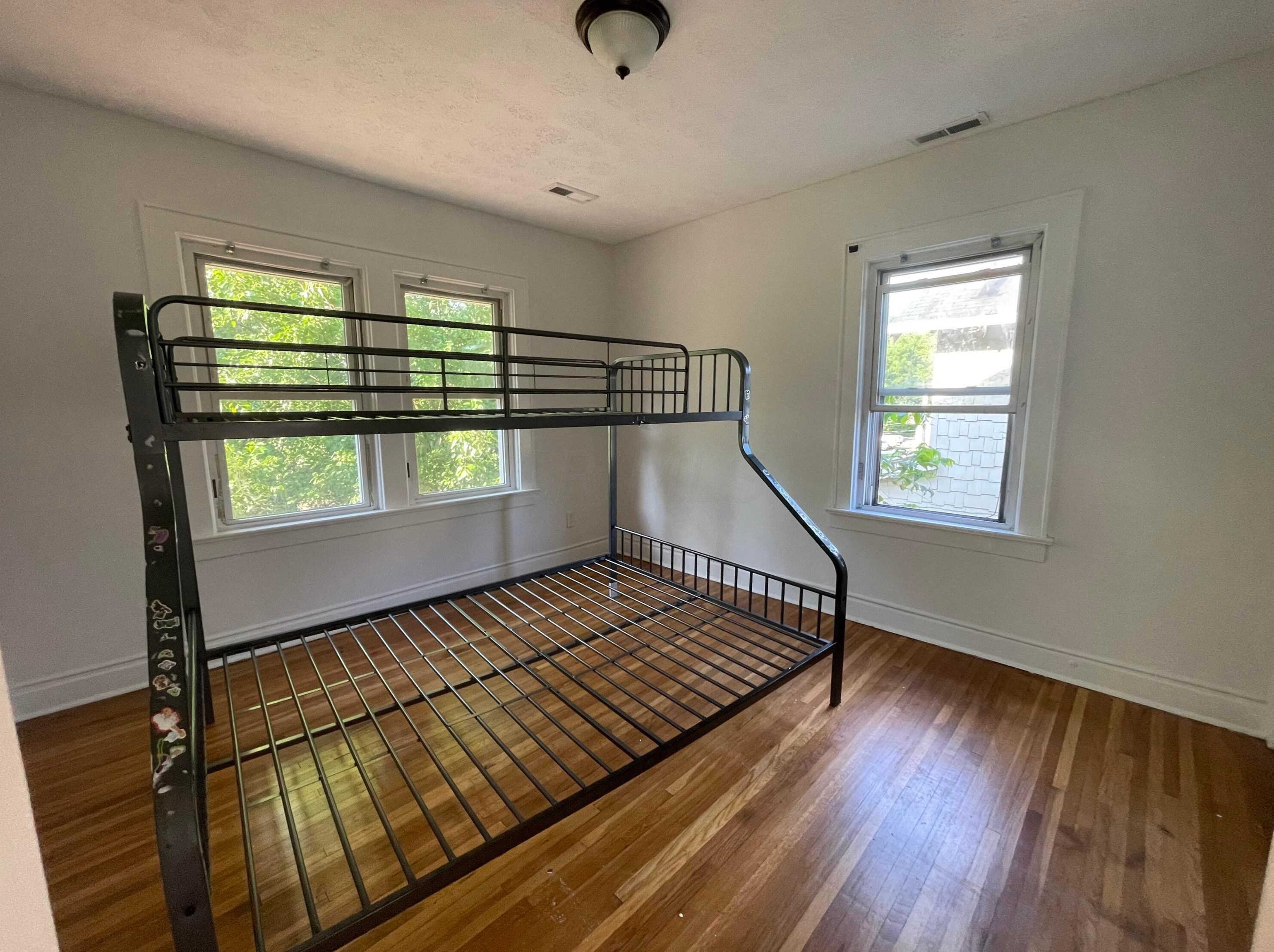 1484 23 Ave, Columbus OH 43211-2532 exterior