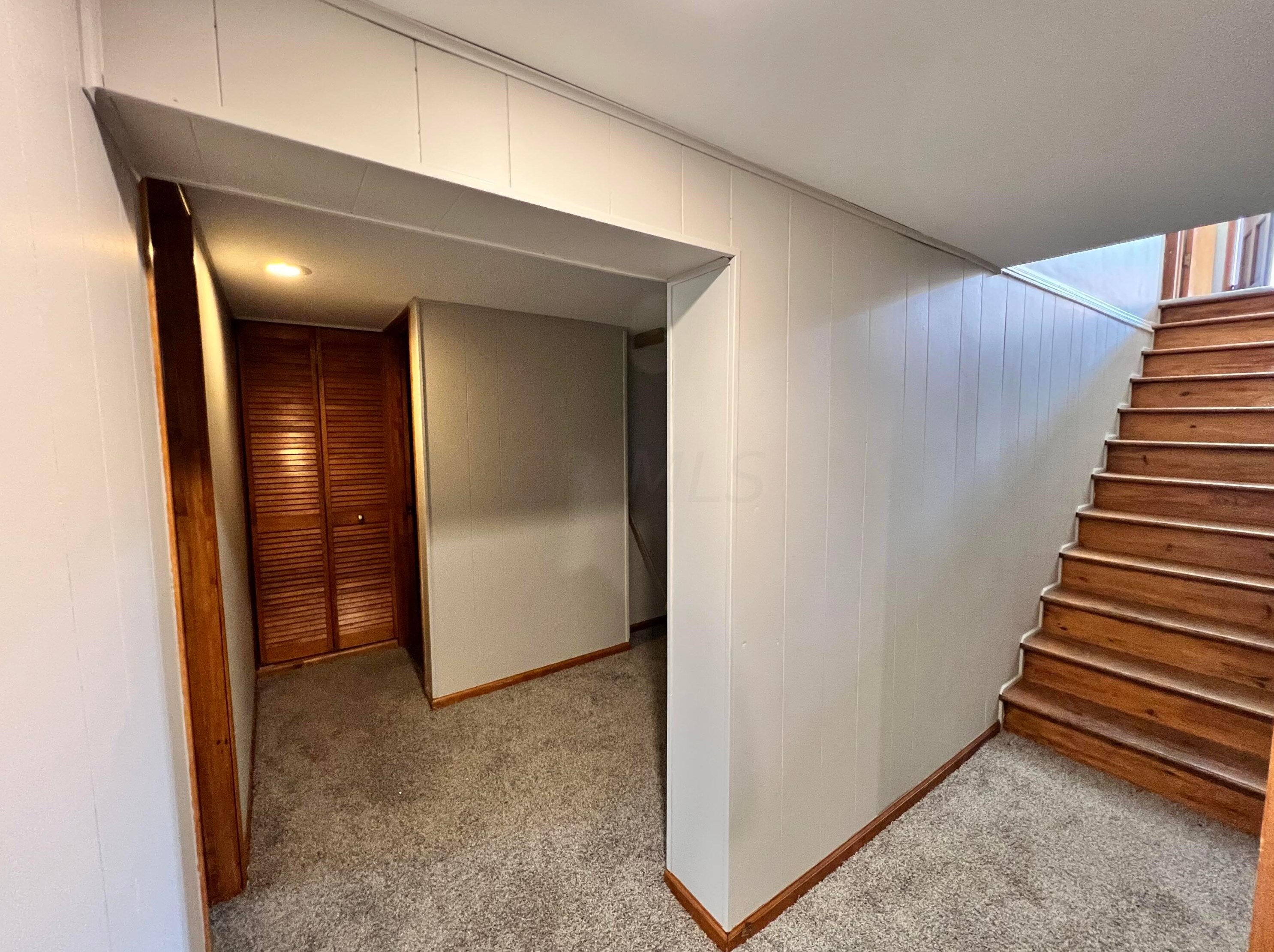 3730 Mcguffey Rd, Columbus OH 43211-2023 exterior