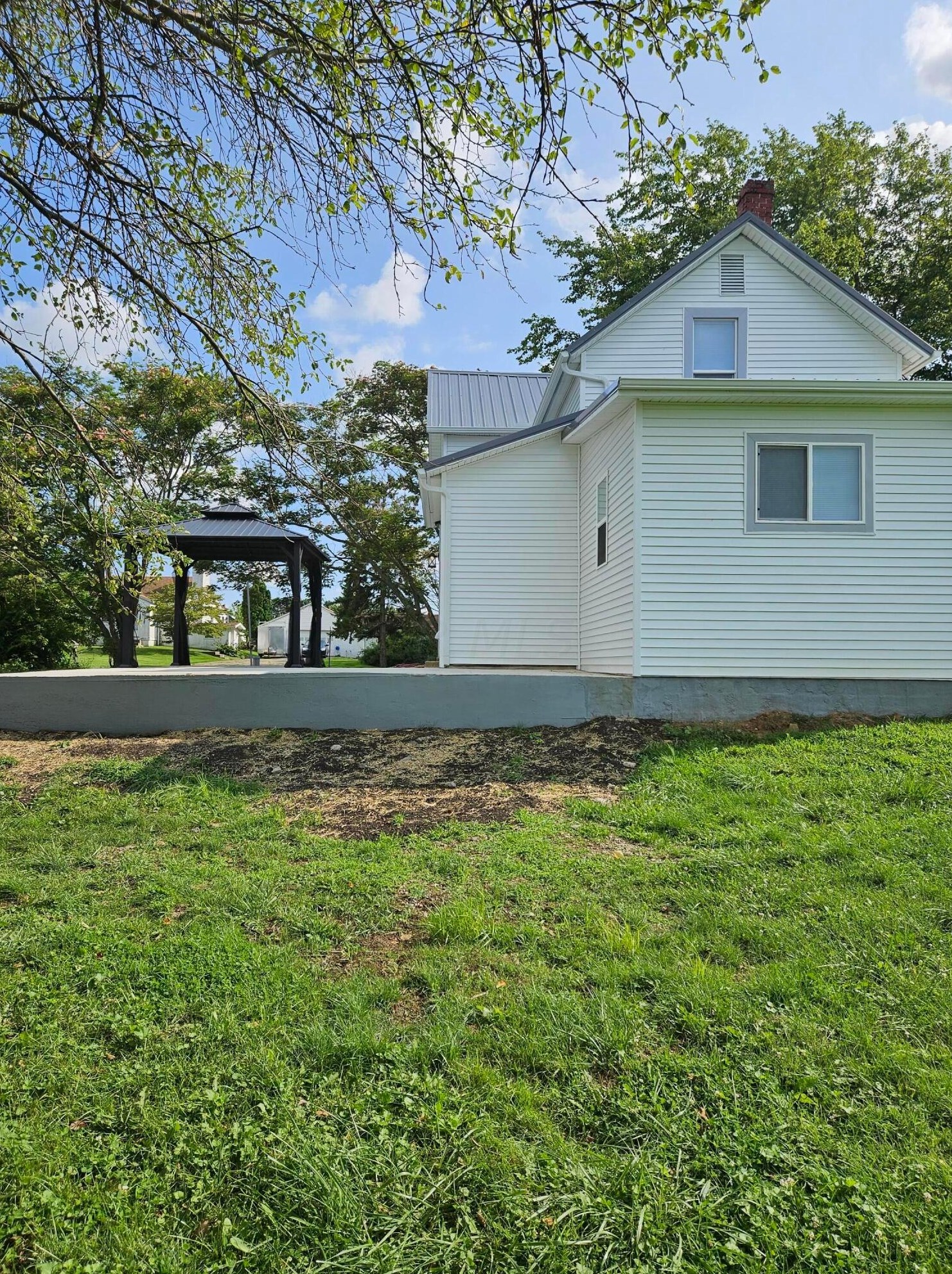 1280 Marquette Dr, Lancaster OH 43130-8881 exterior